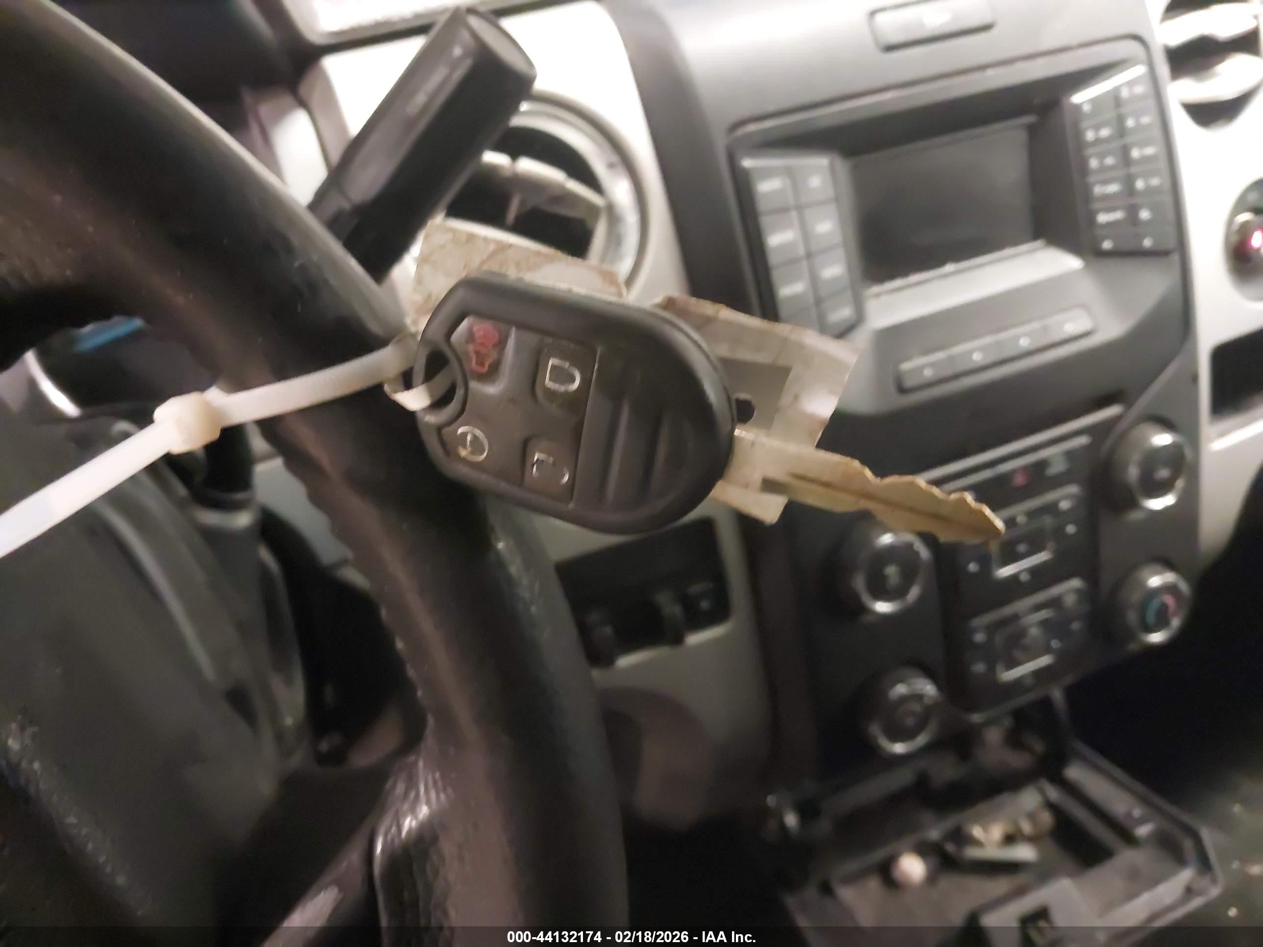 FORD F-150 image 11