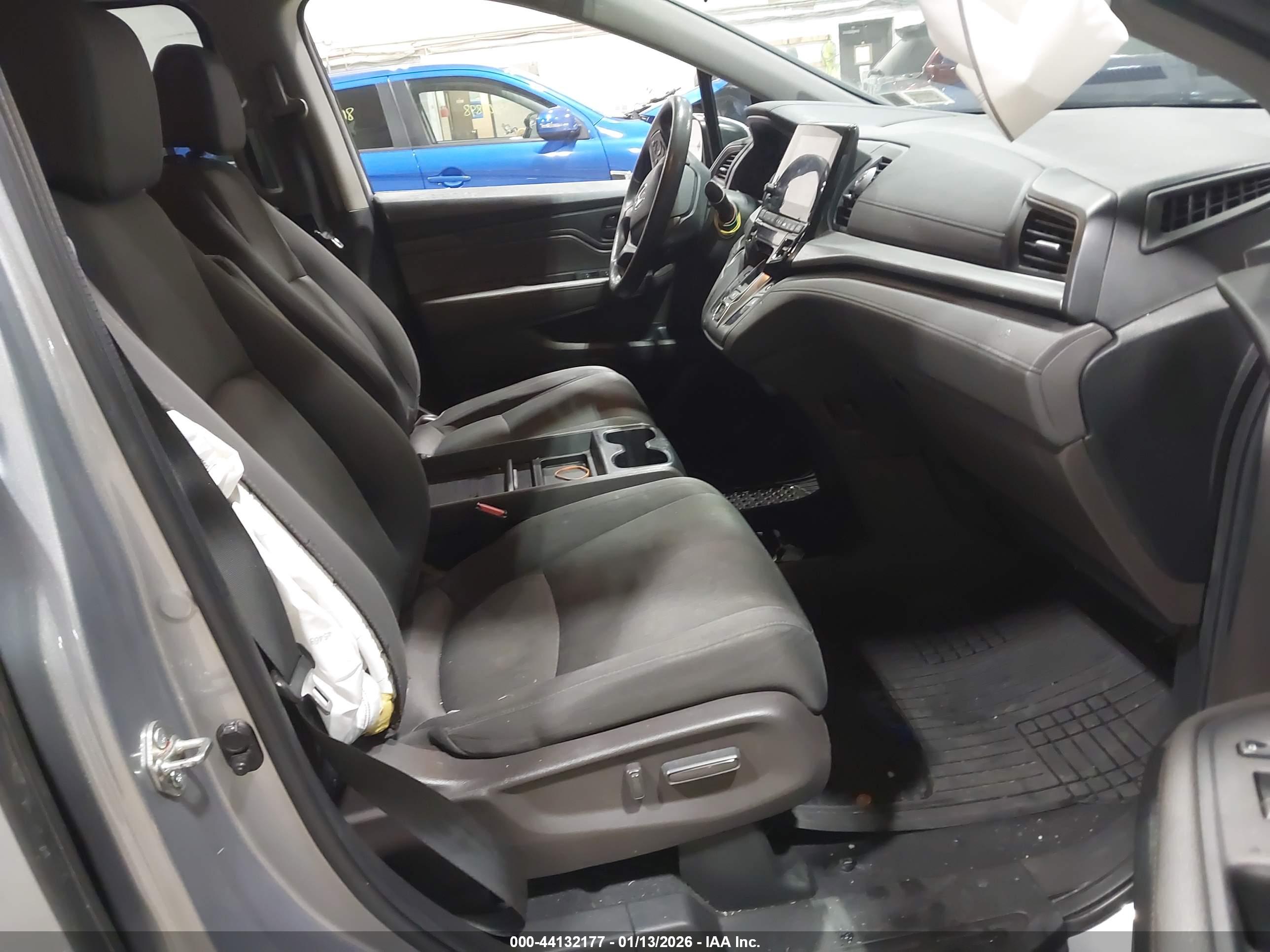 HONDA ODYSSEY image 5