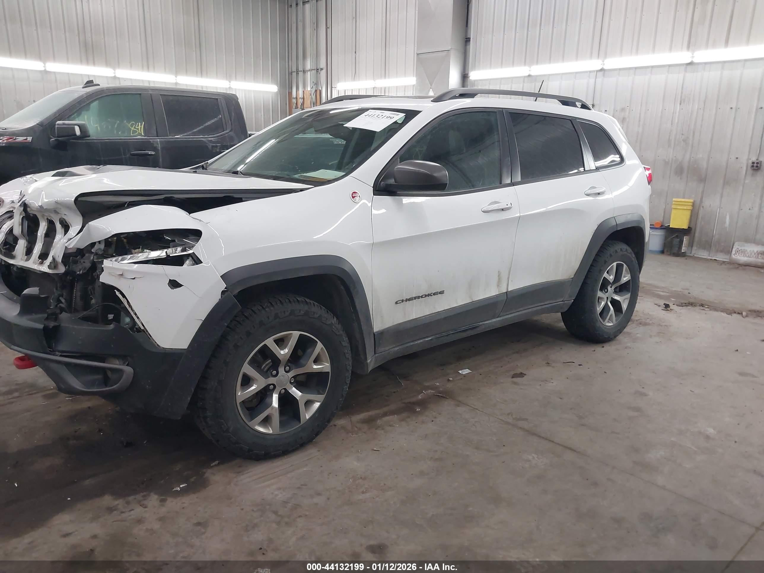 JEEP CHEROKEE image 2
