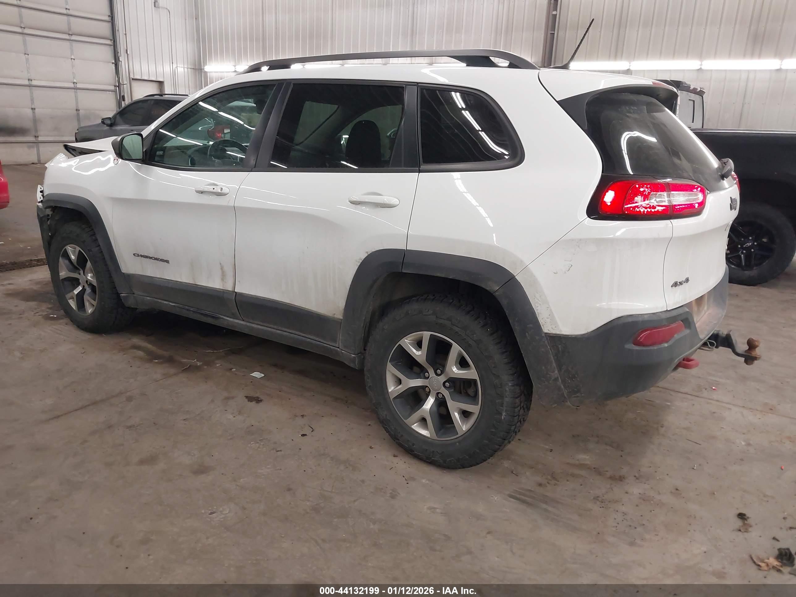 JEEP CHEROKEE image 3