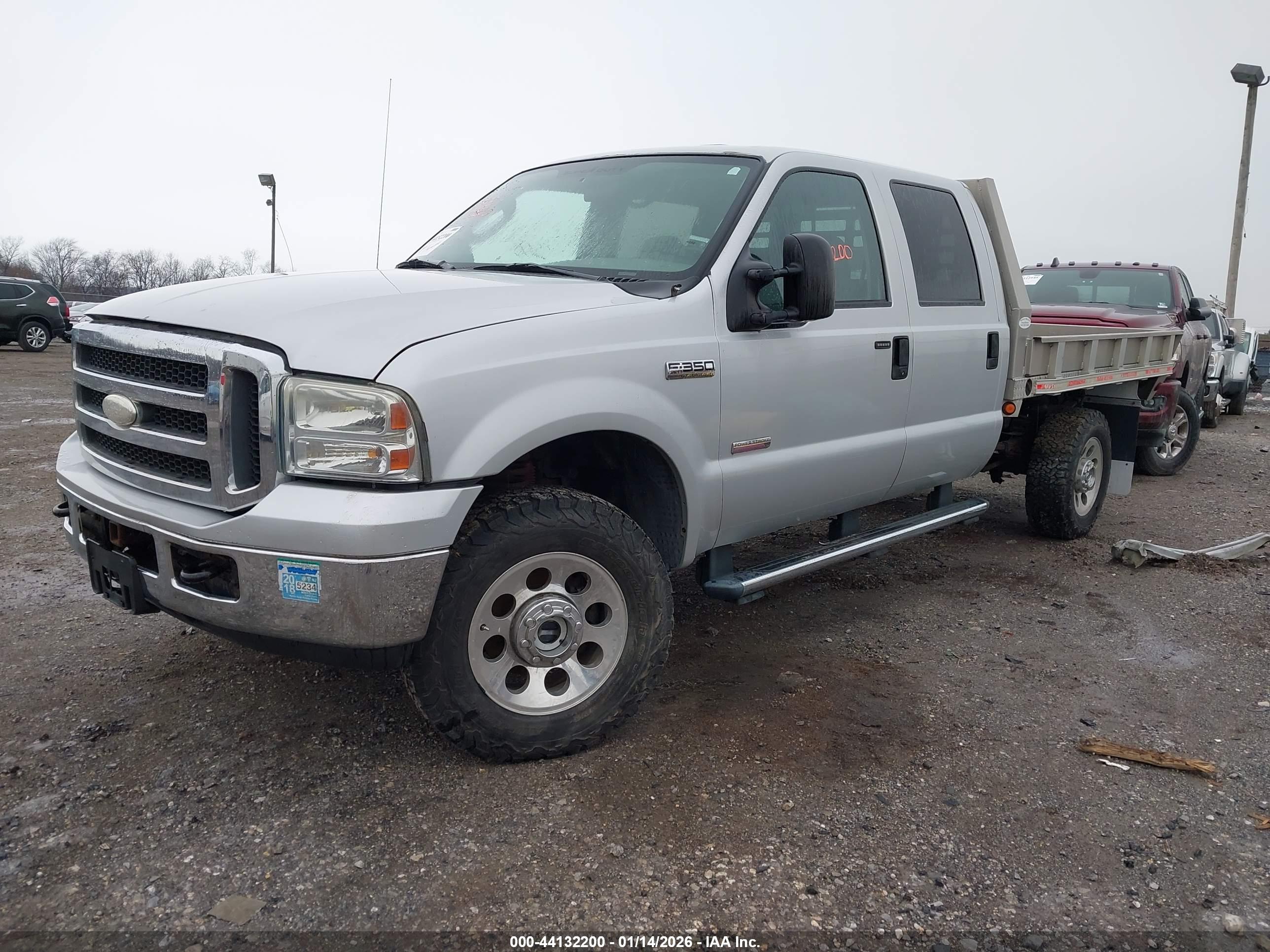 FORD F-350 image 2