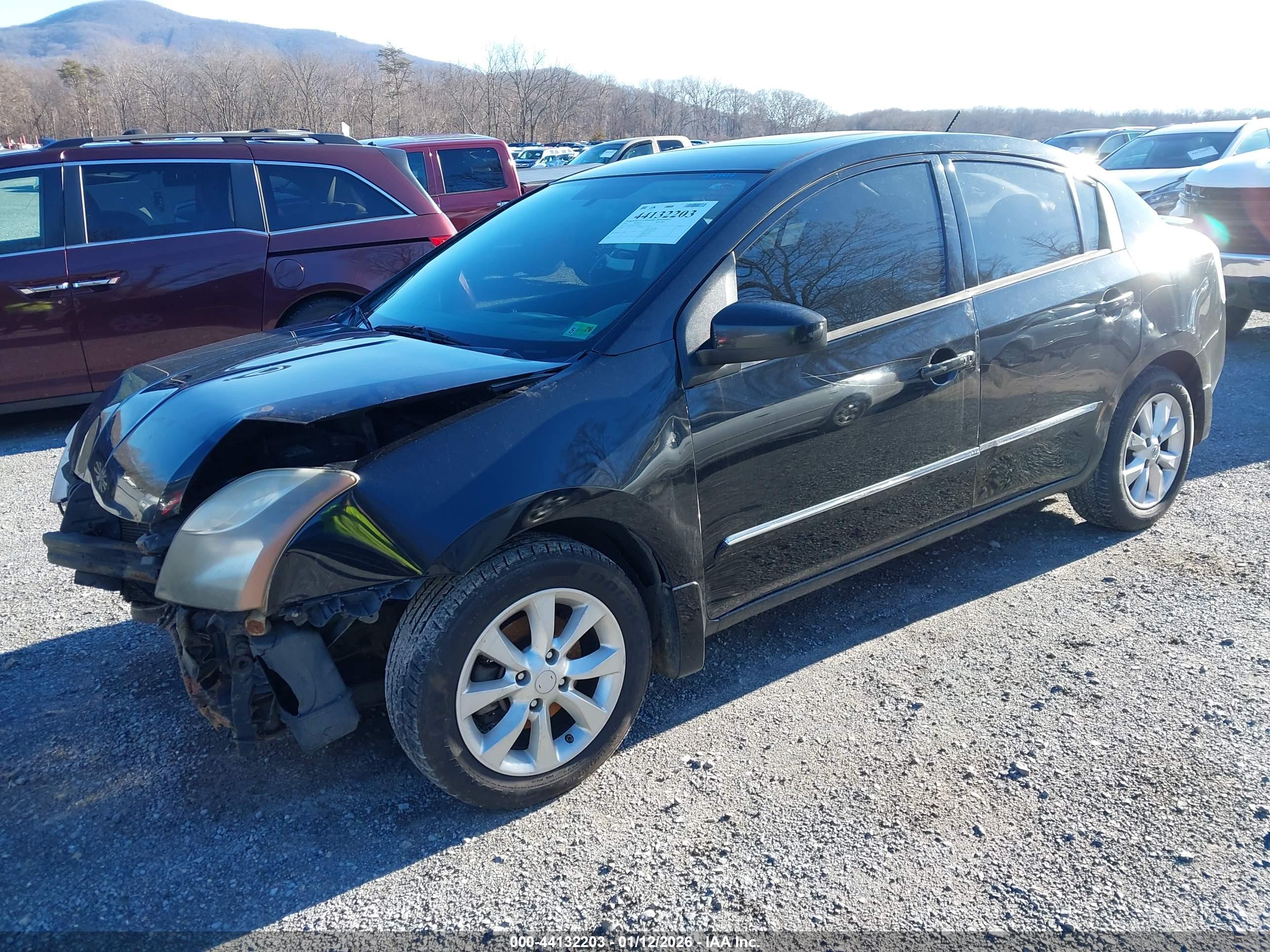 NISSAN SENTRA image 2