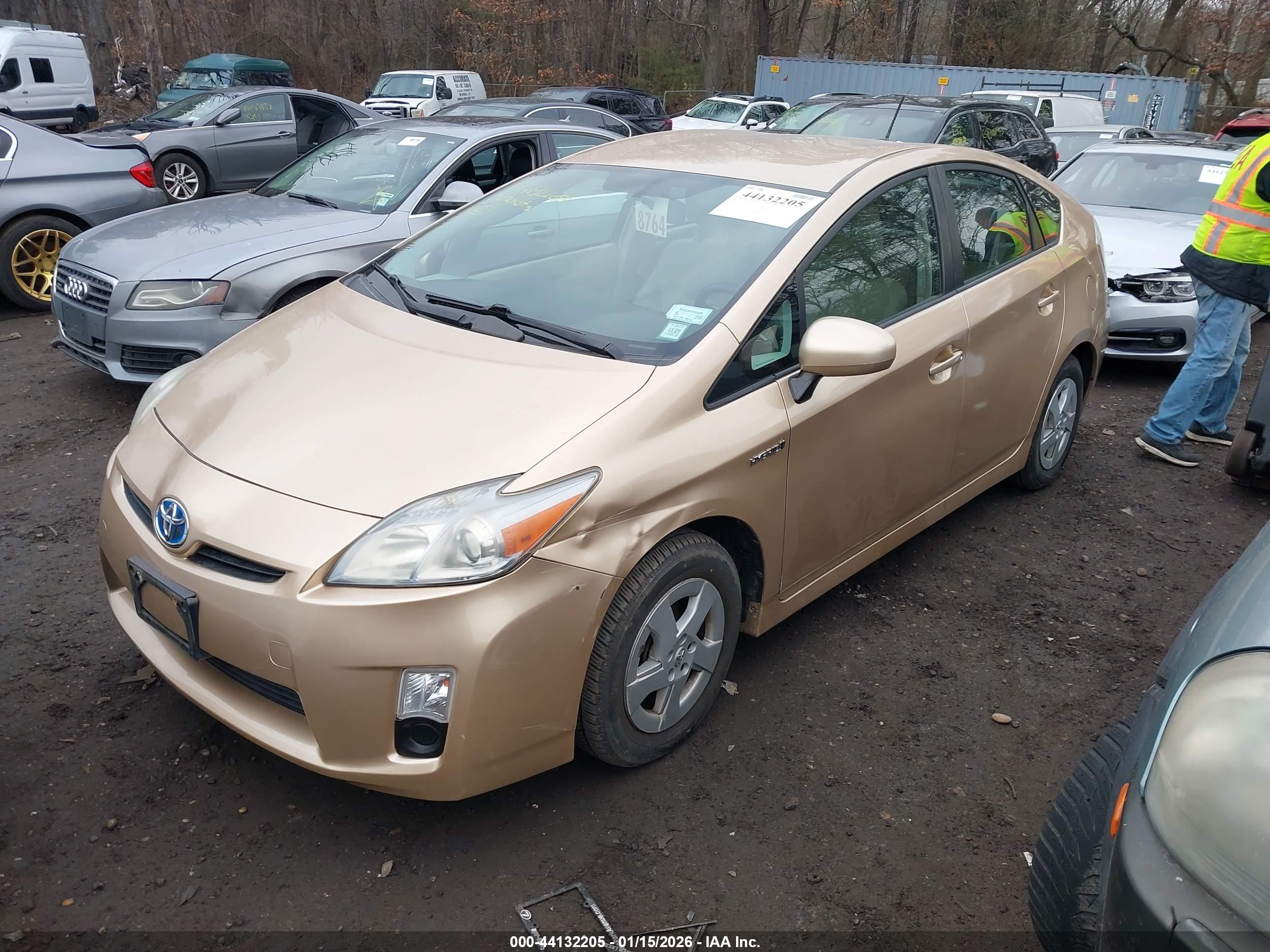 TOYOTA PRIUS image 2