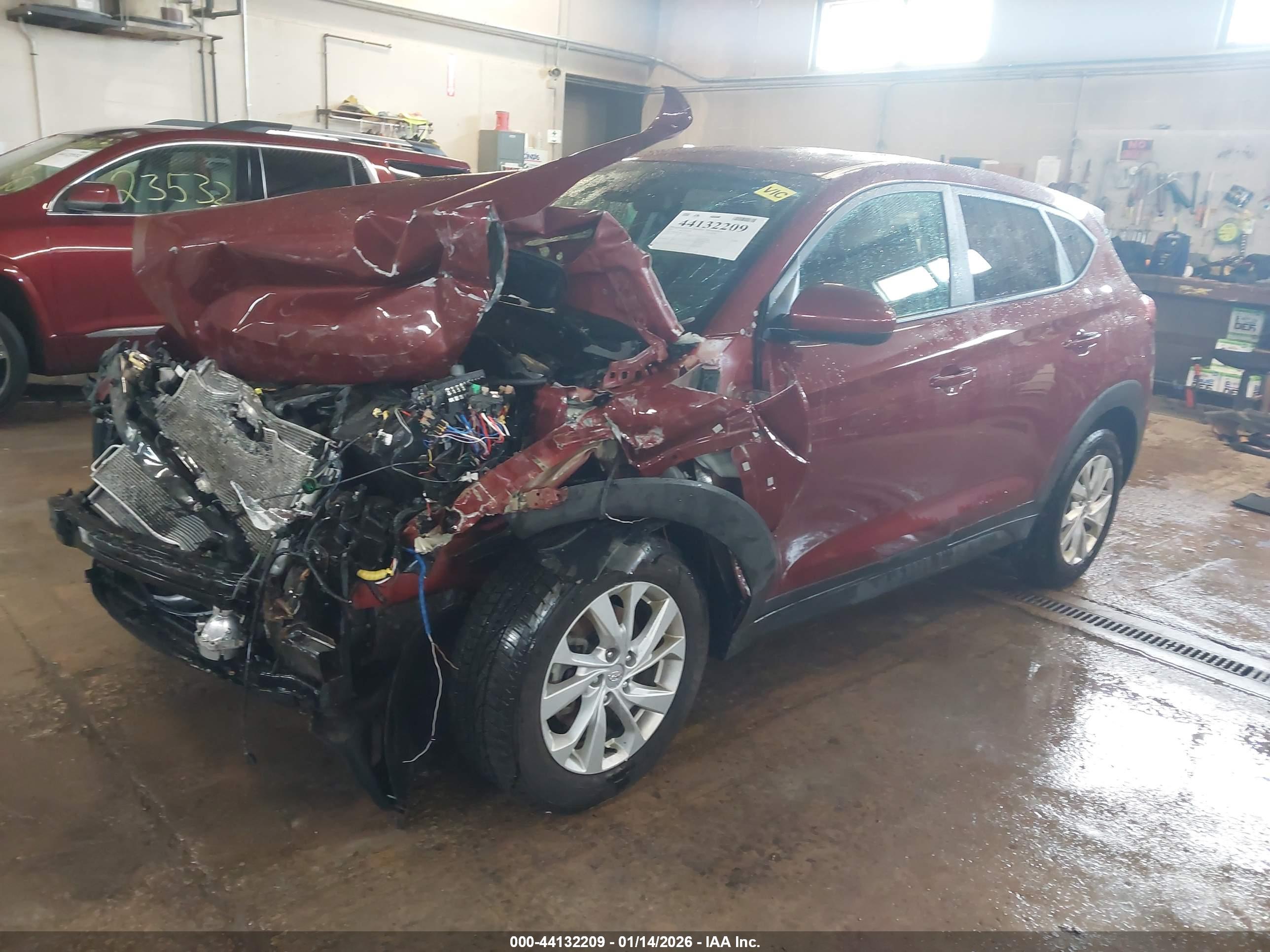 HYUNDAI TUCSON image 2