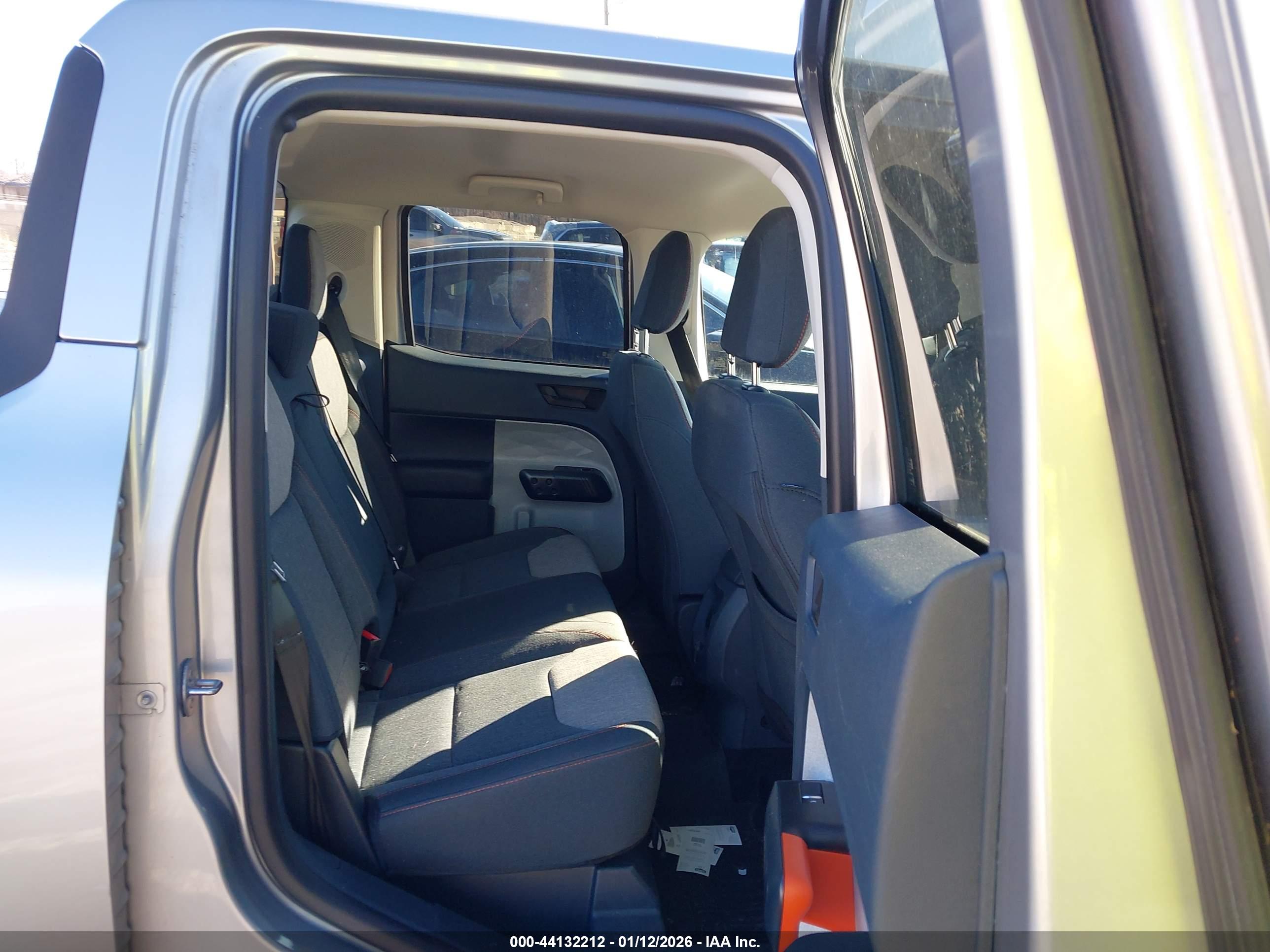 FORD MAVERICK image 8