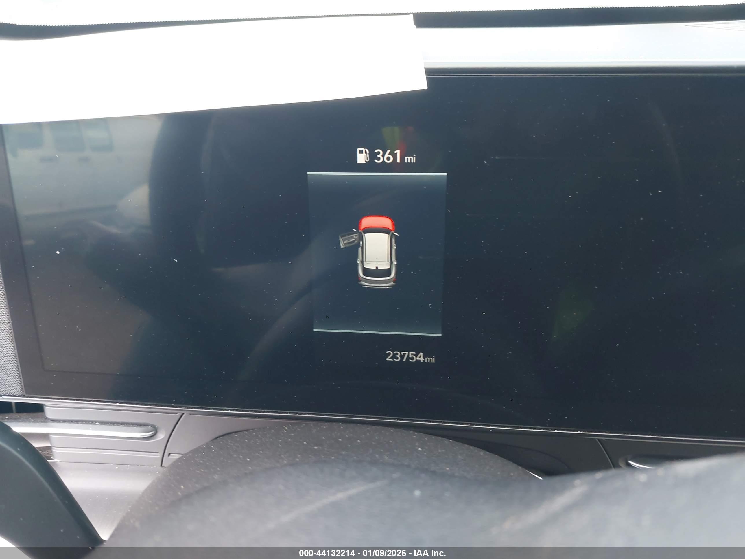 HYUNDAI KONA image 7