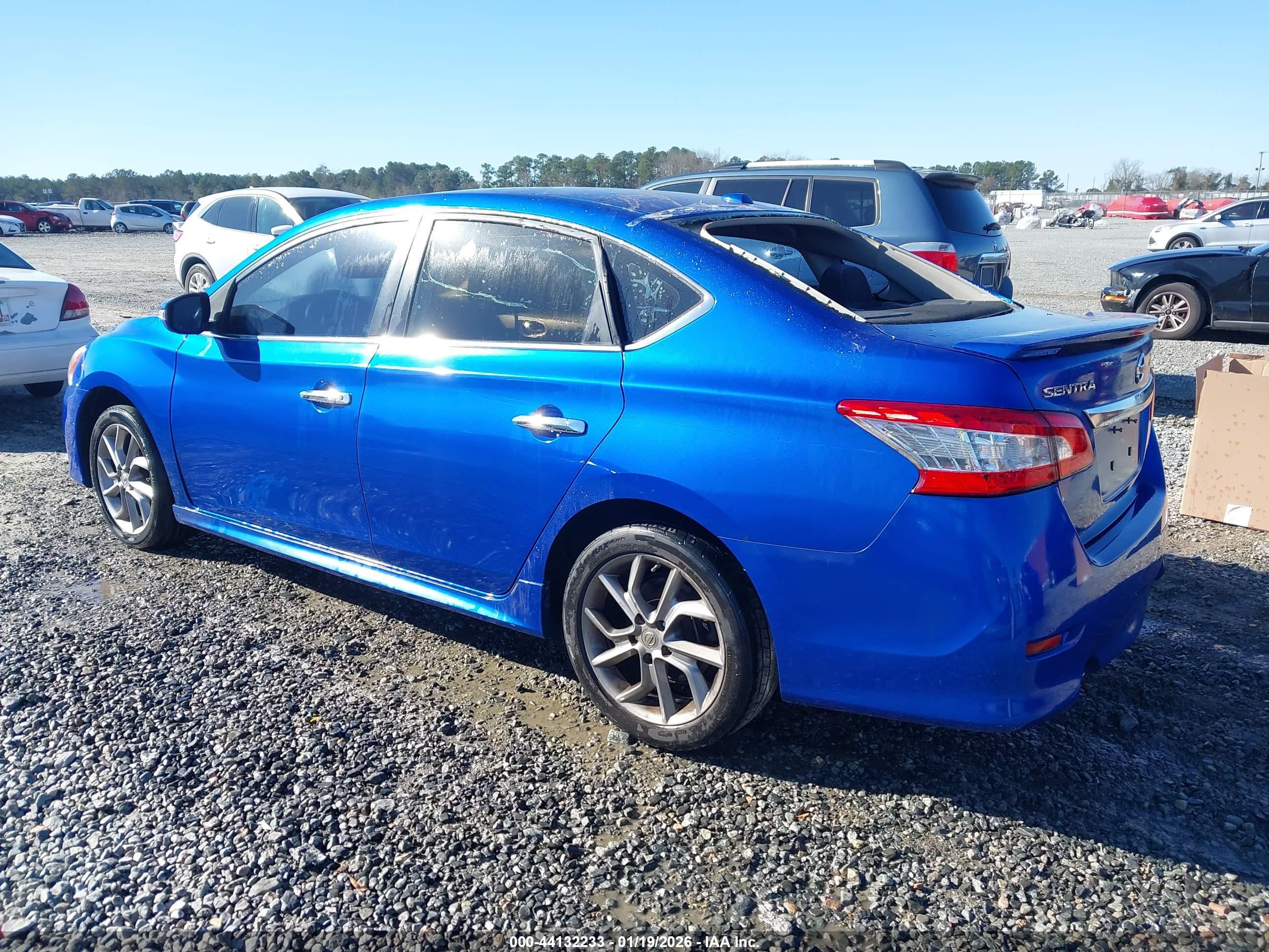 NISSAN SENTRA image 3