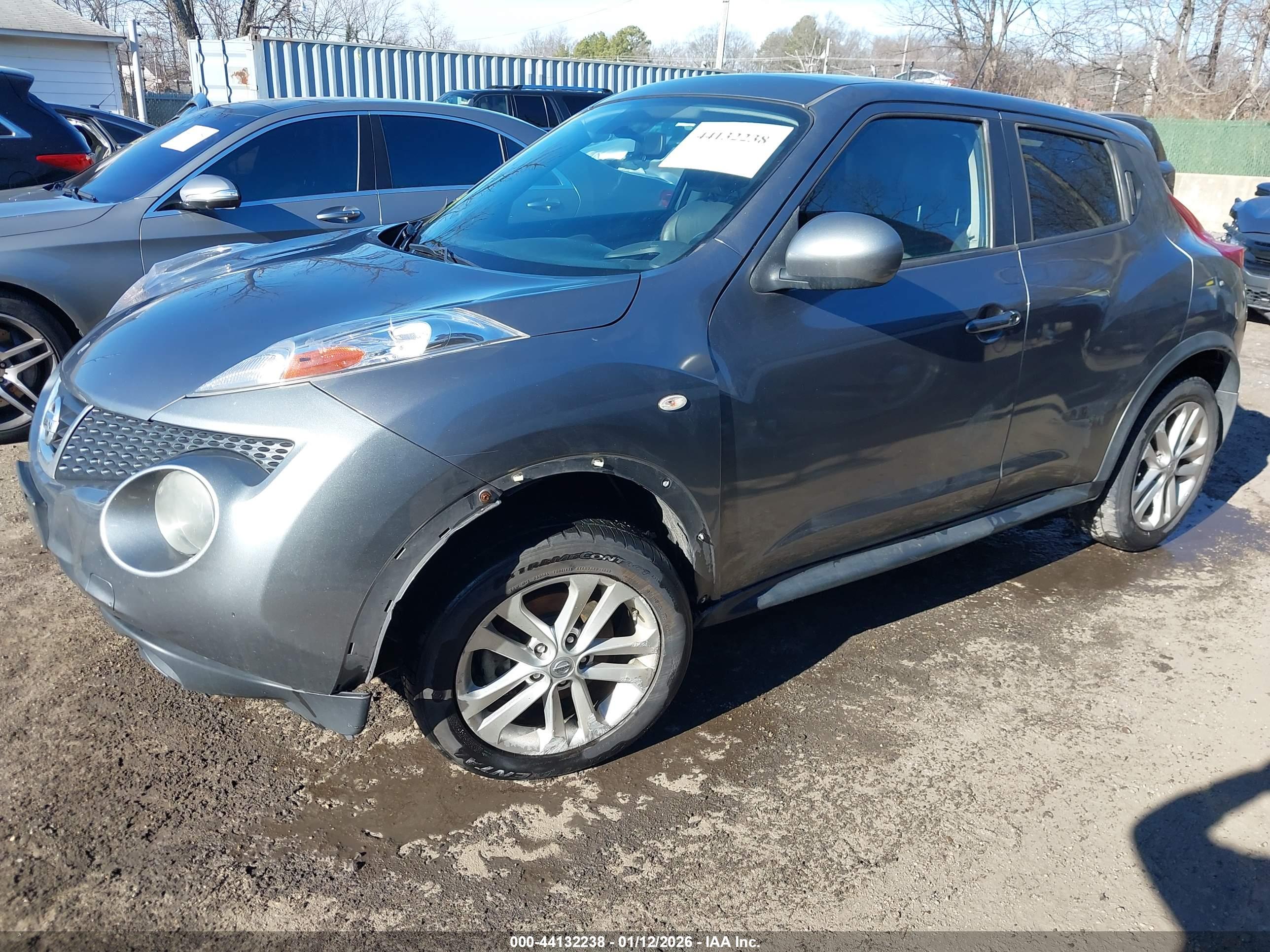 NISSAN JUKE image 2