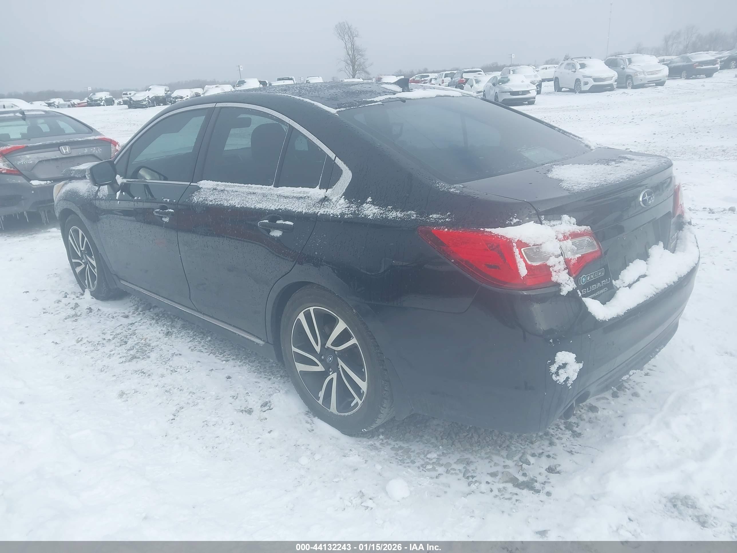 SUBARU LEGACY image 3