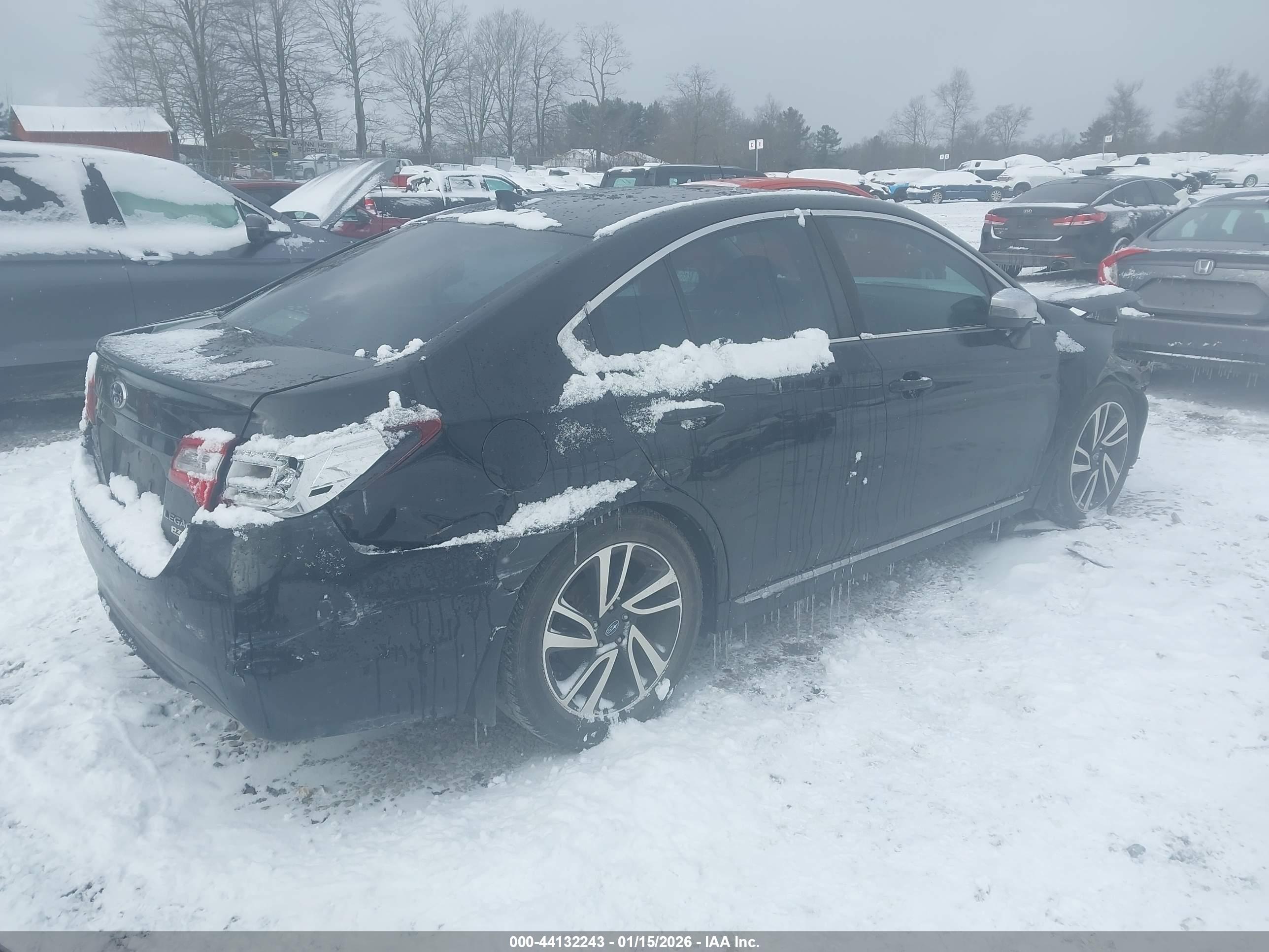 SUBARU LEGACY image 4