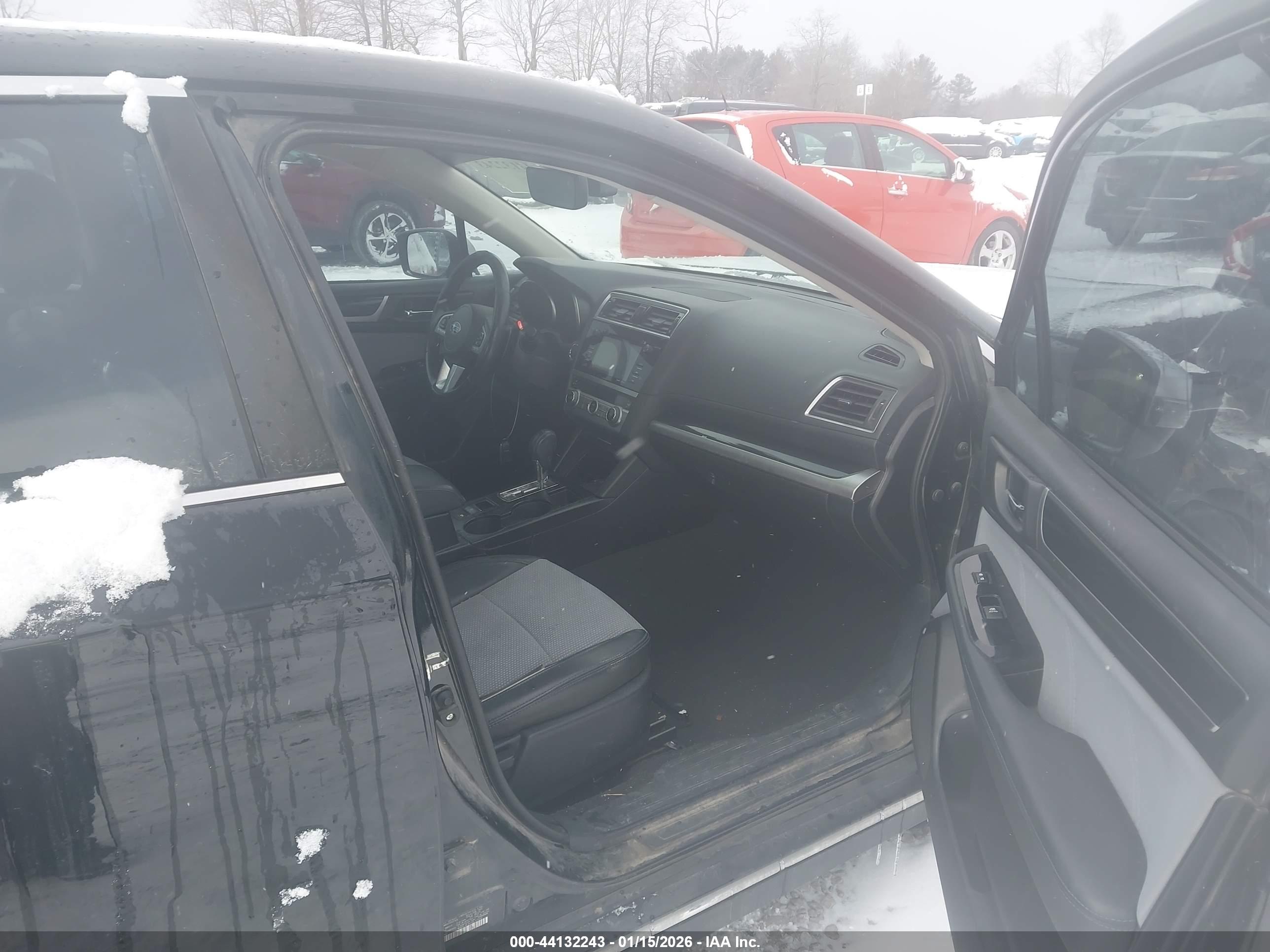 SUBARU LEGACY image 5