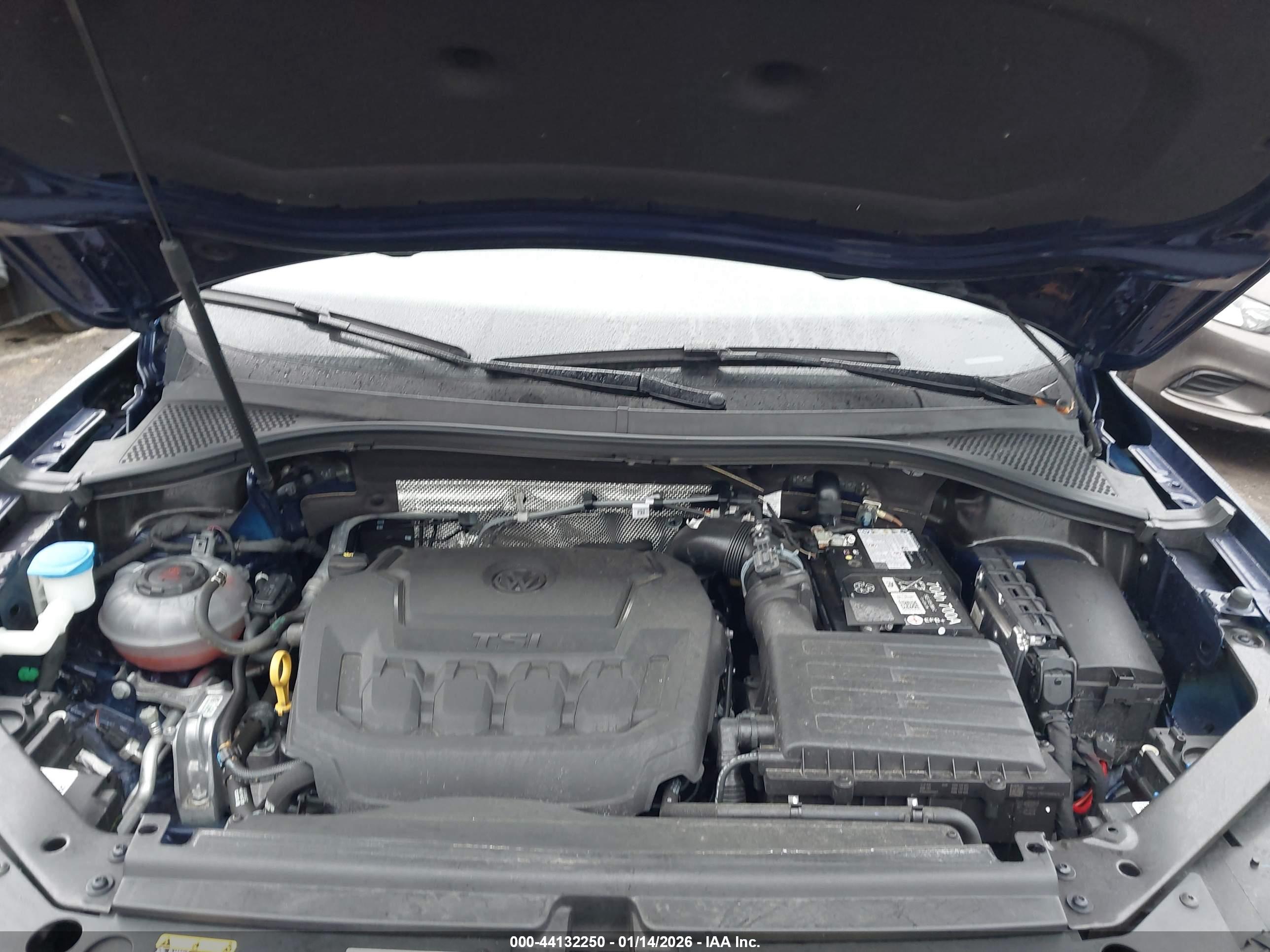 VOLKSWAGEN TIGUAN image 10