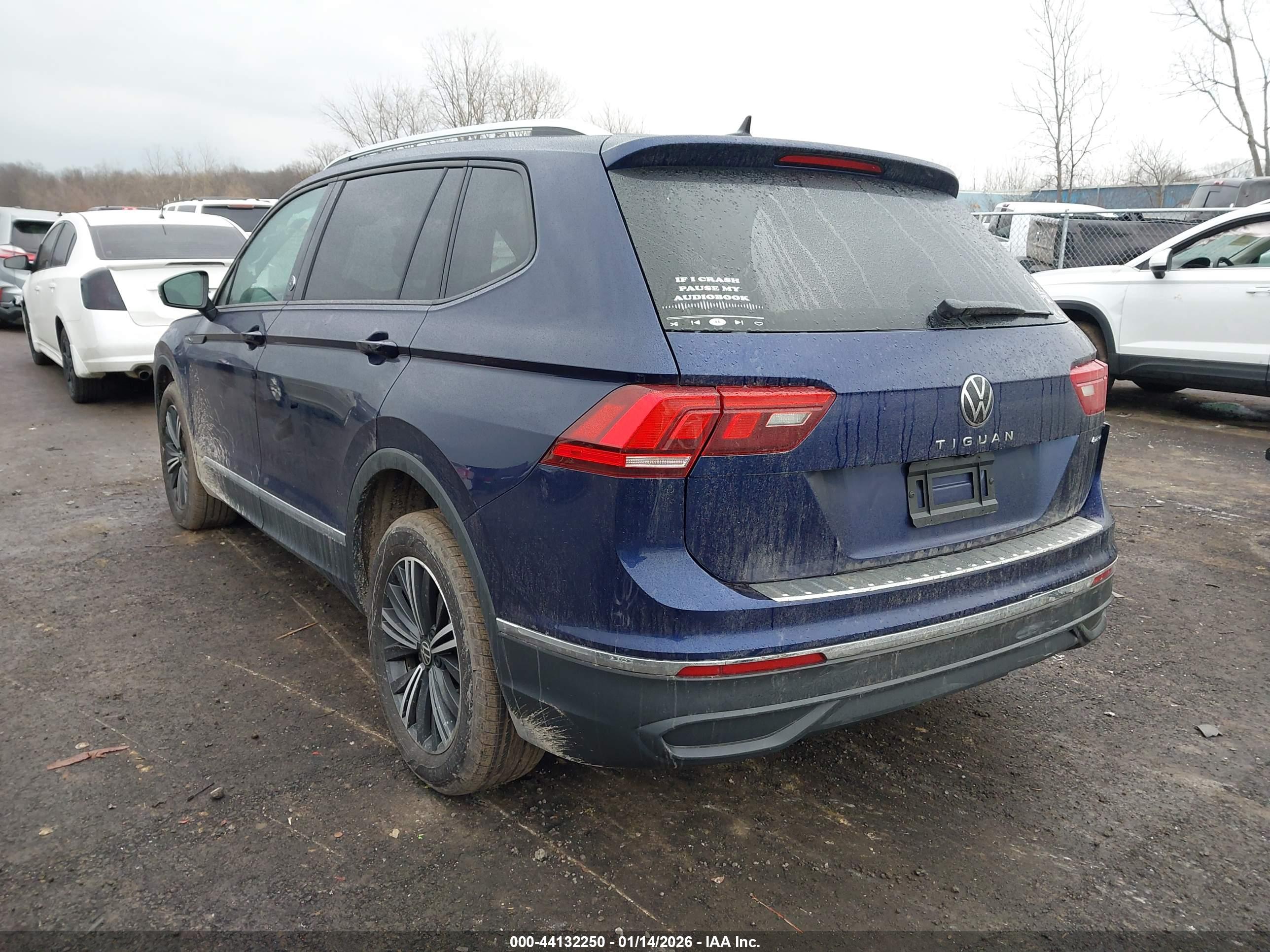 VOLKSWAGEN TIGUAN image 3