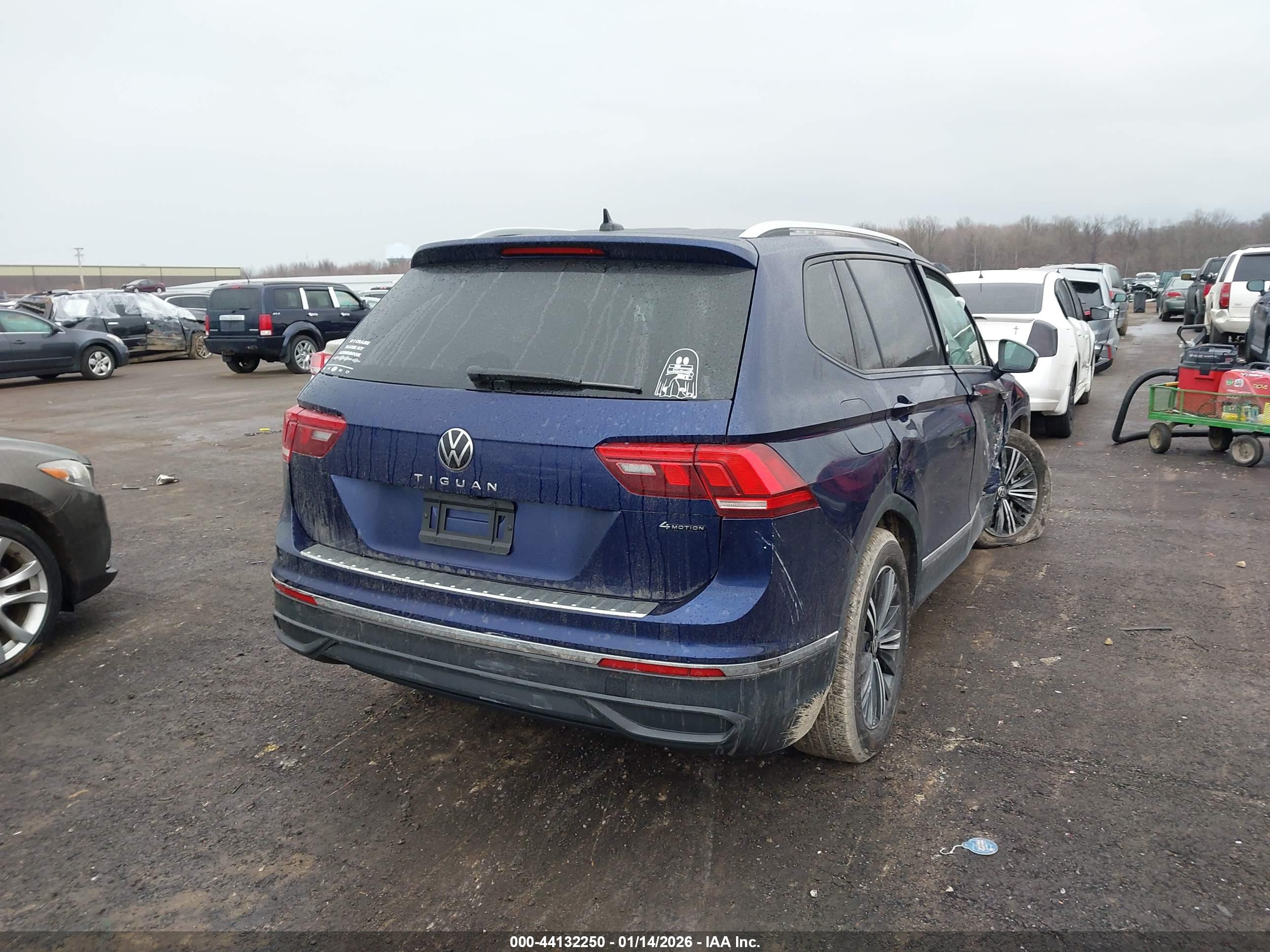 VOLKSWAGEN TIGUAN image 4