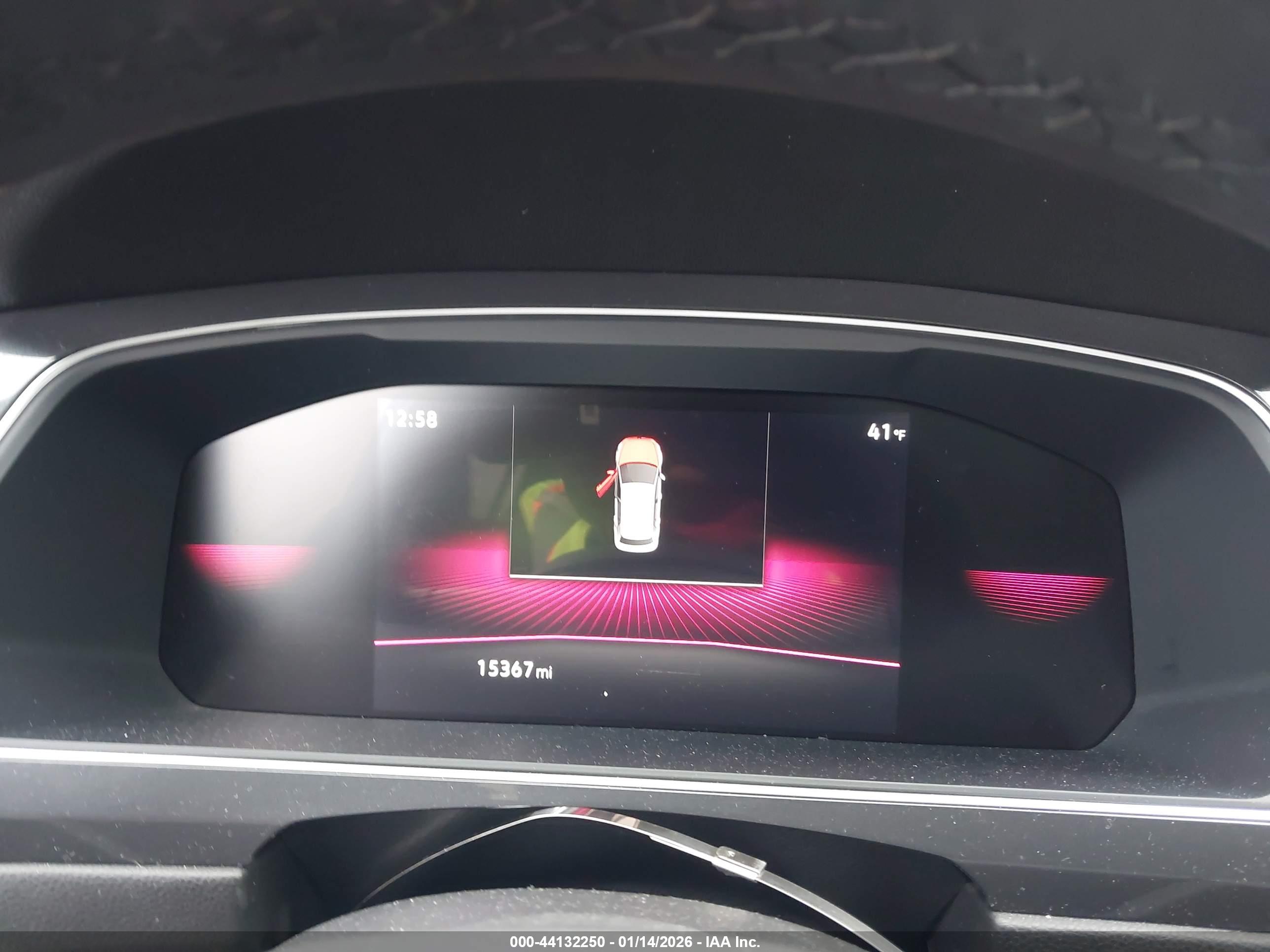 VOLKSWAGEN TIGUAN image 7