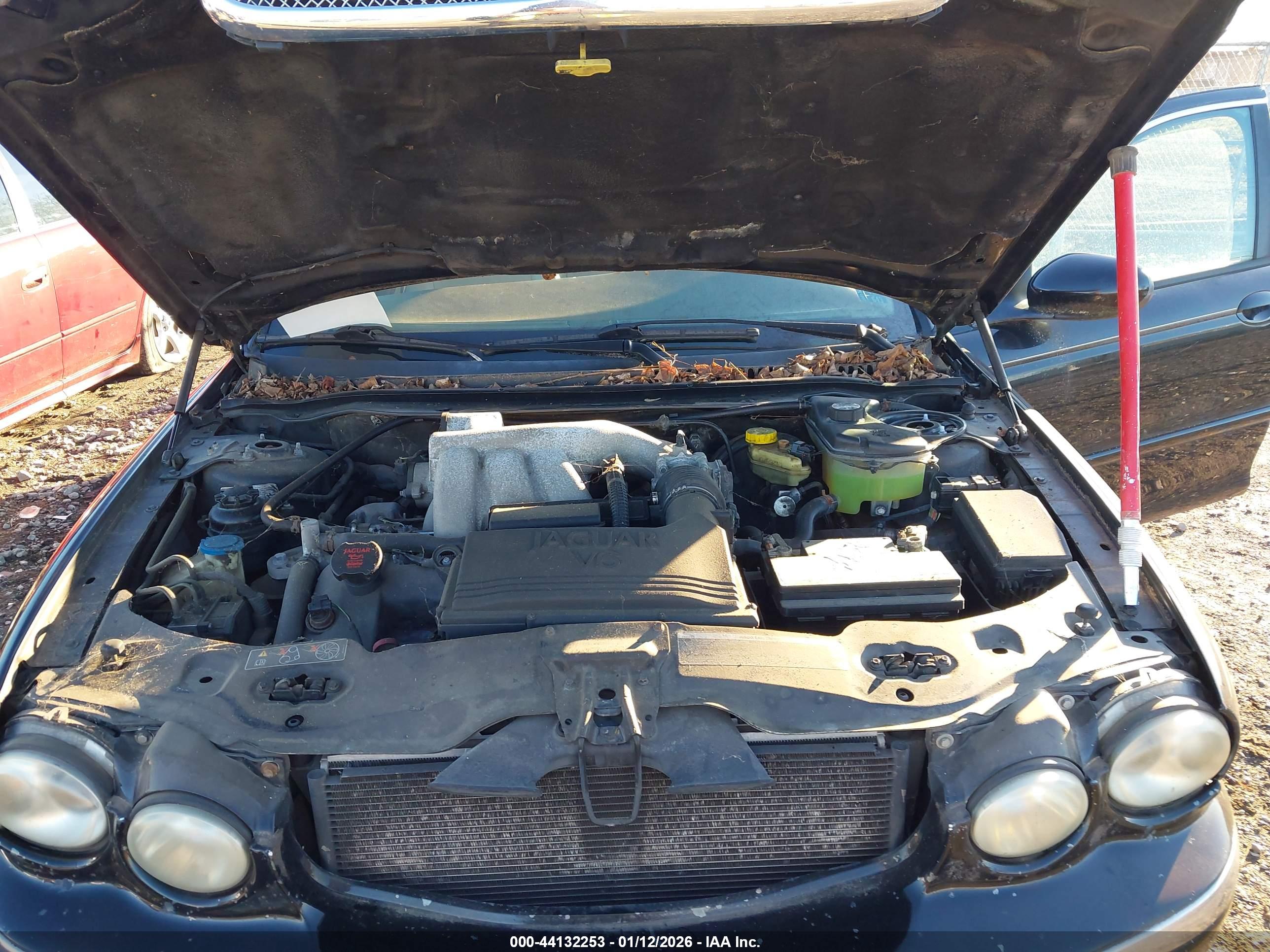 JAGUAR X-TYPE image 10