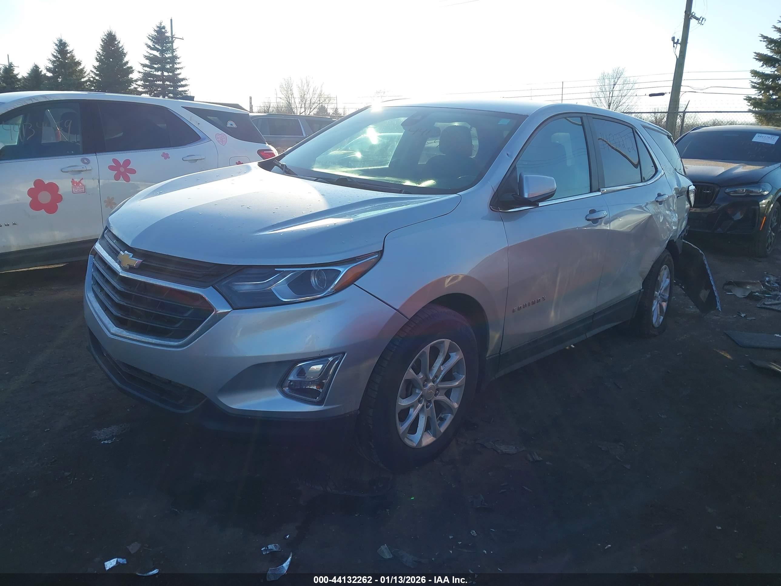 CHEVROLET EQUINOX image 2