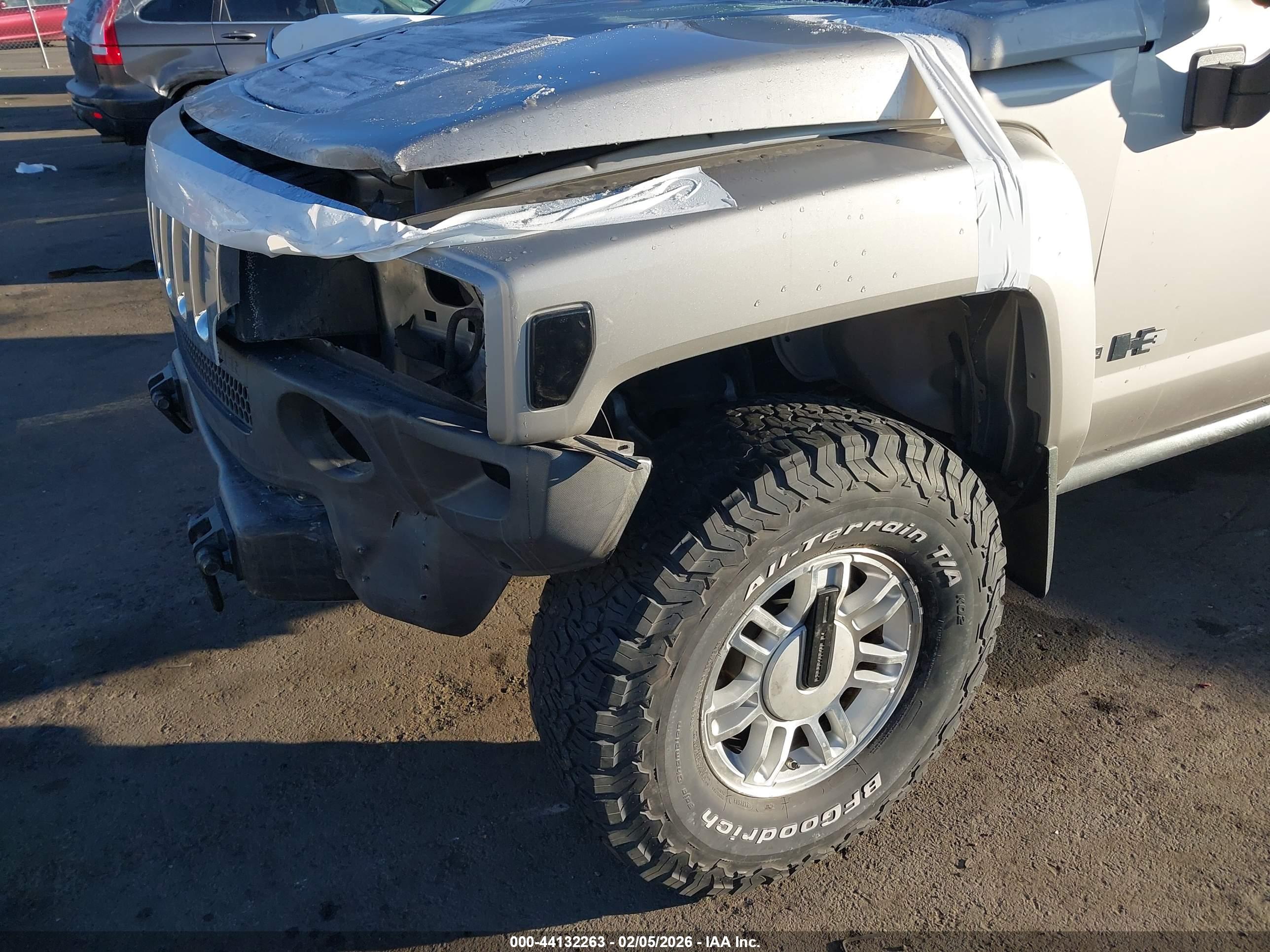 HUMMER H3 image 6