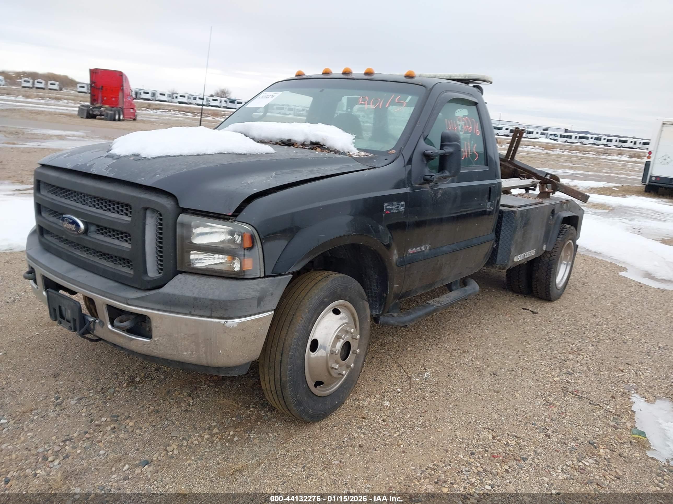 FORD F-450 image 2