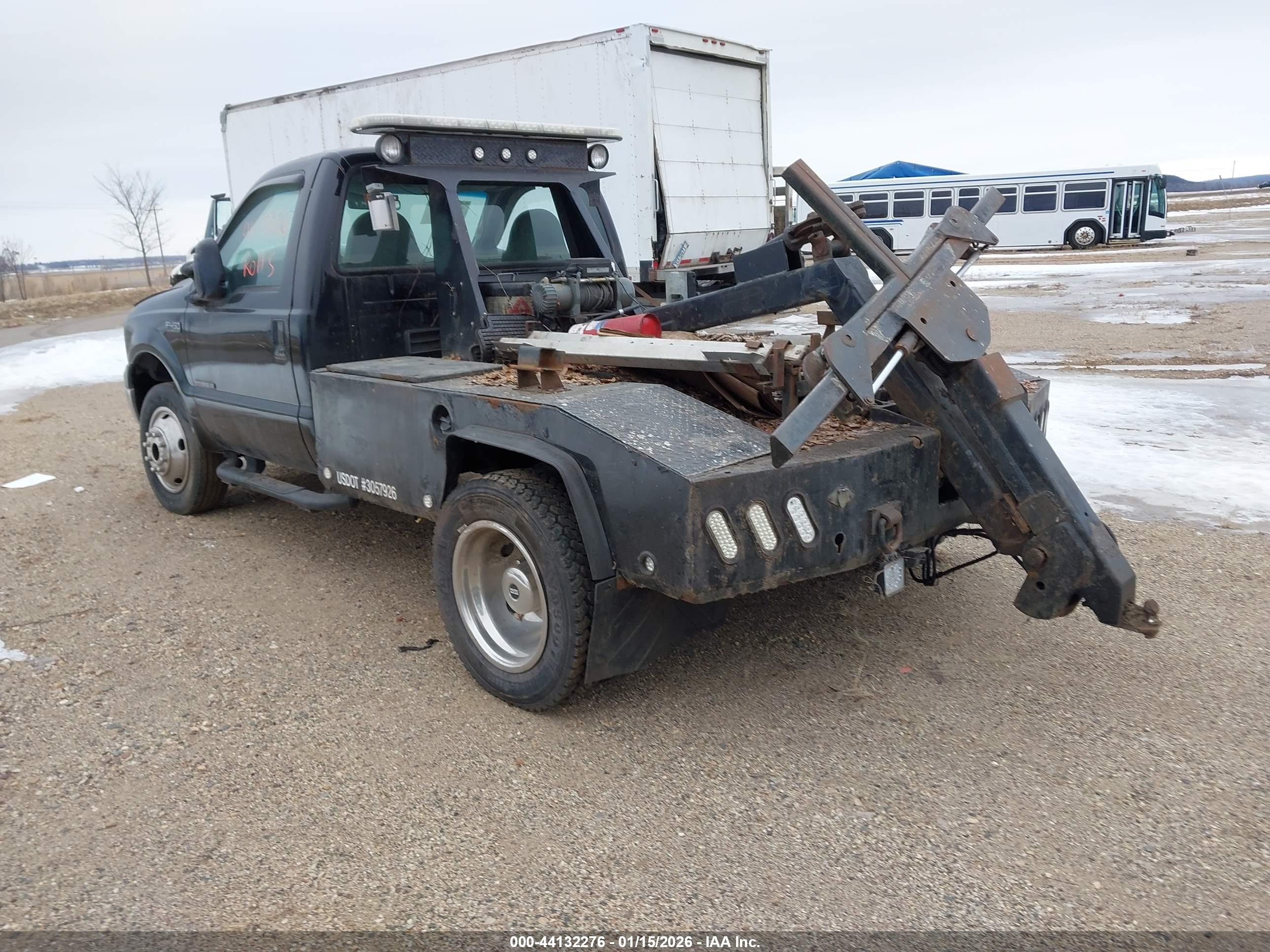 FORD F-450 image 3