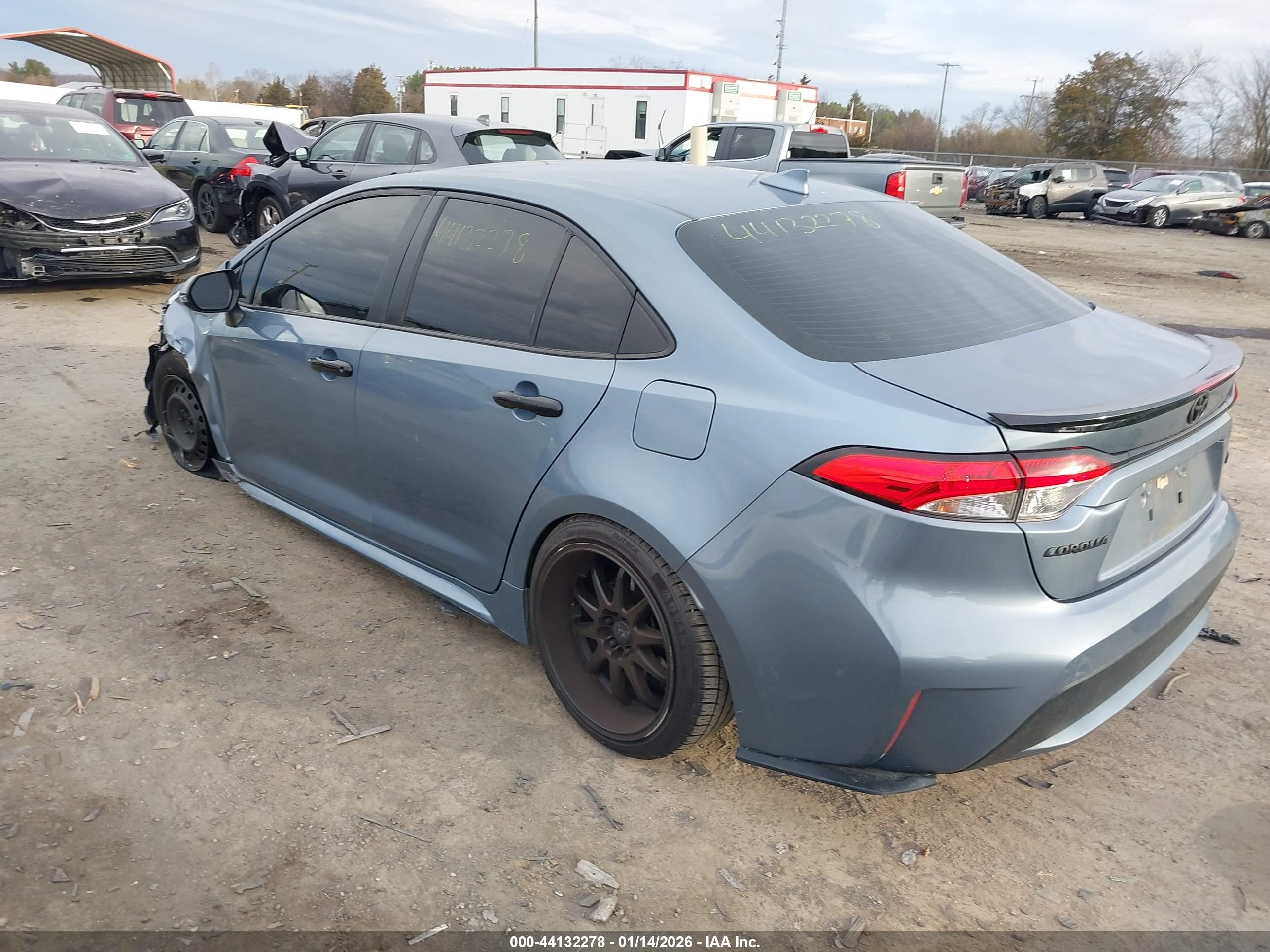 TOYOTA COROLLA image 3