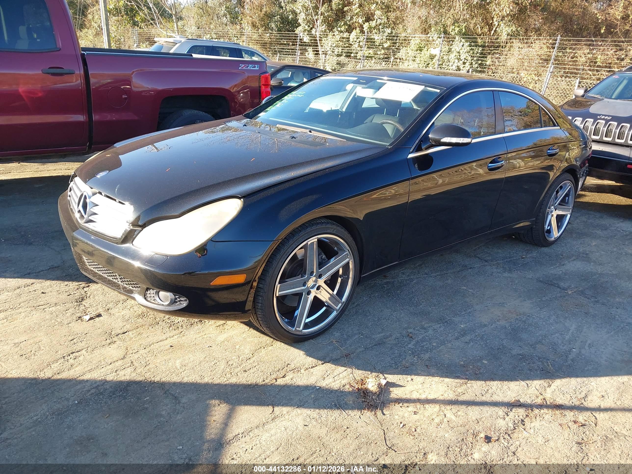 MERCEDES-BENZ CLS image 2