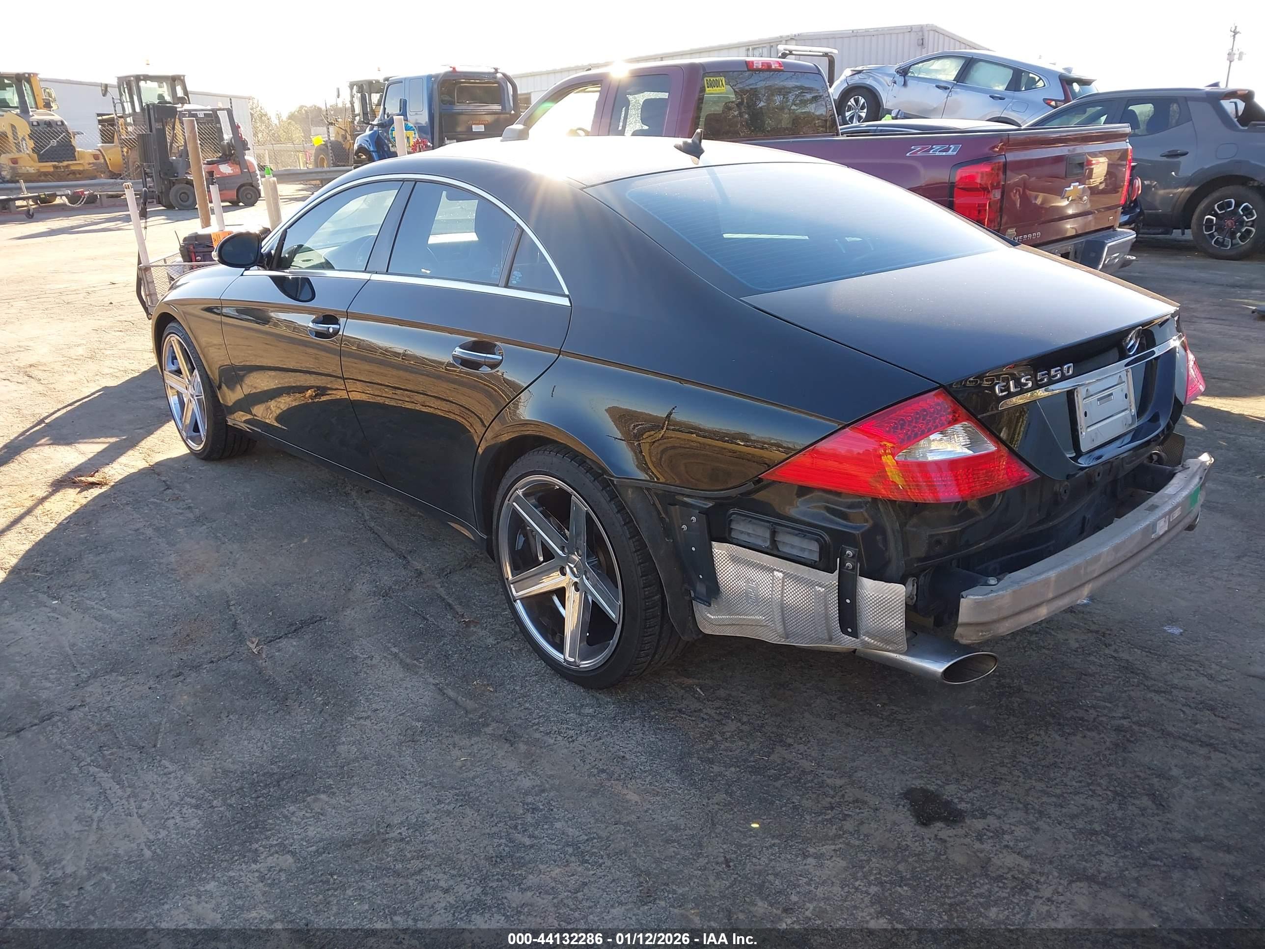 MERCEDES-BENZ CLS image 3