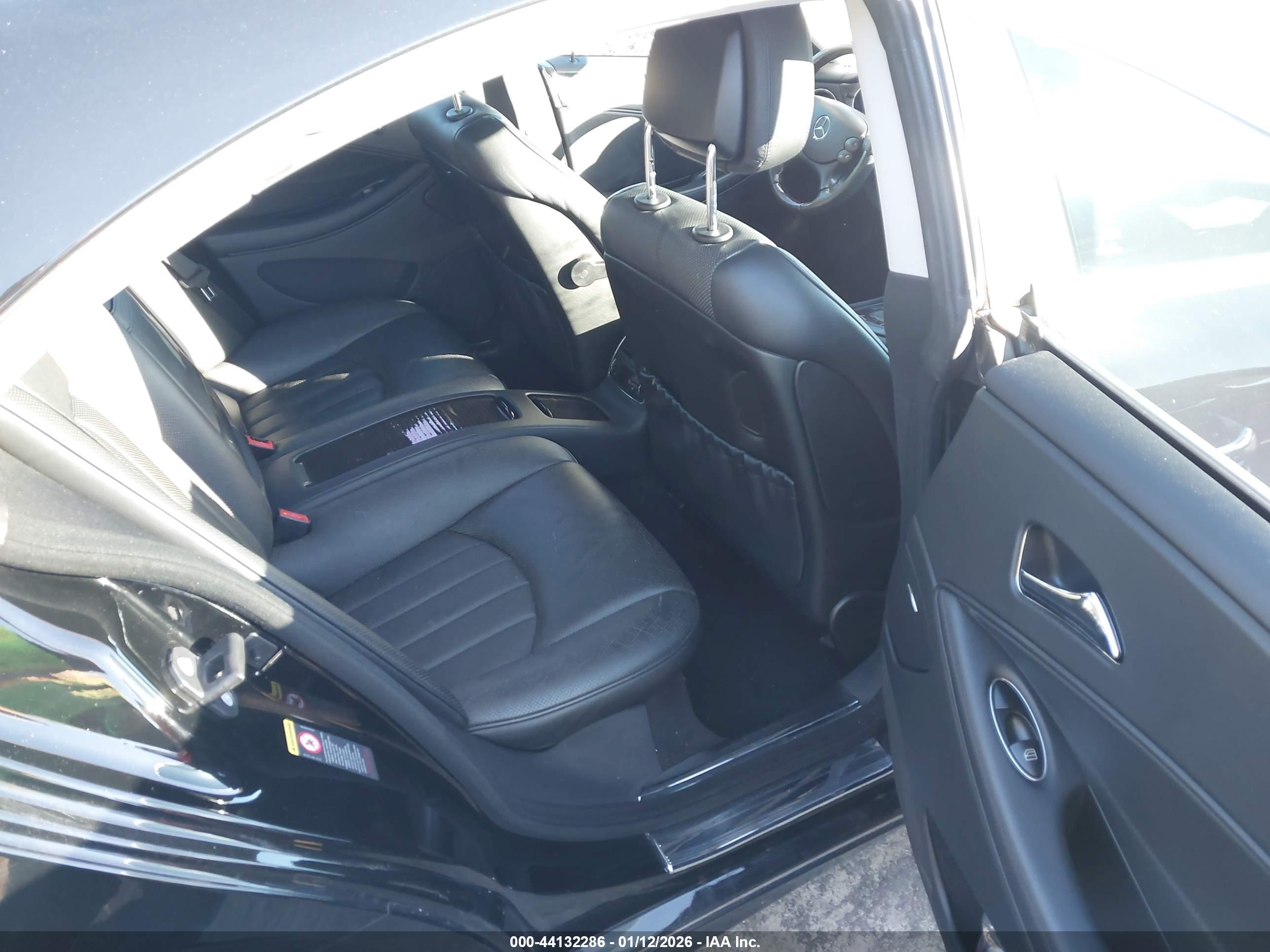 MERCEDES-BENZ CLS image 8