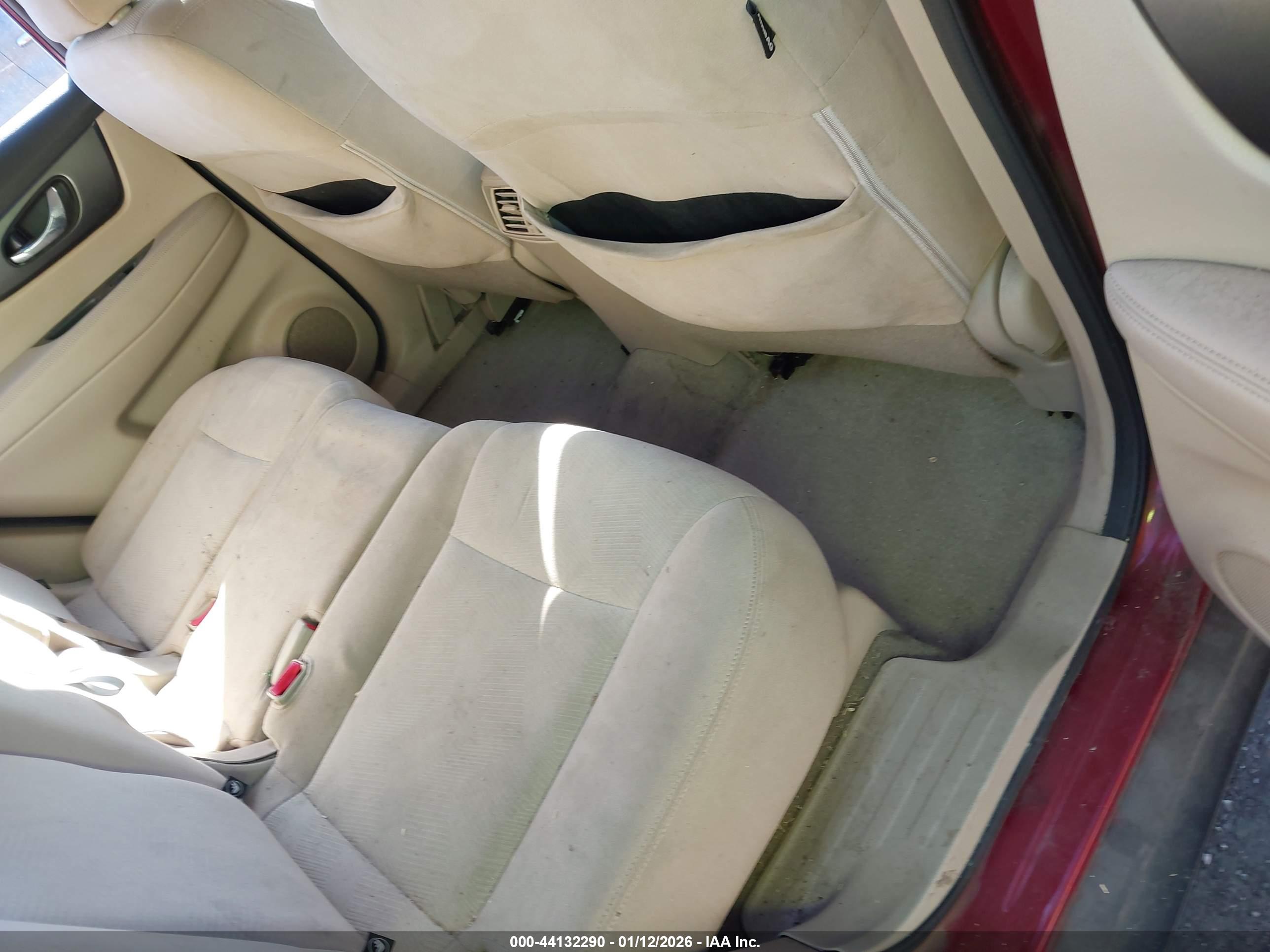 NISSAN ROGUE image 8