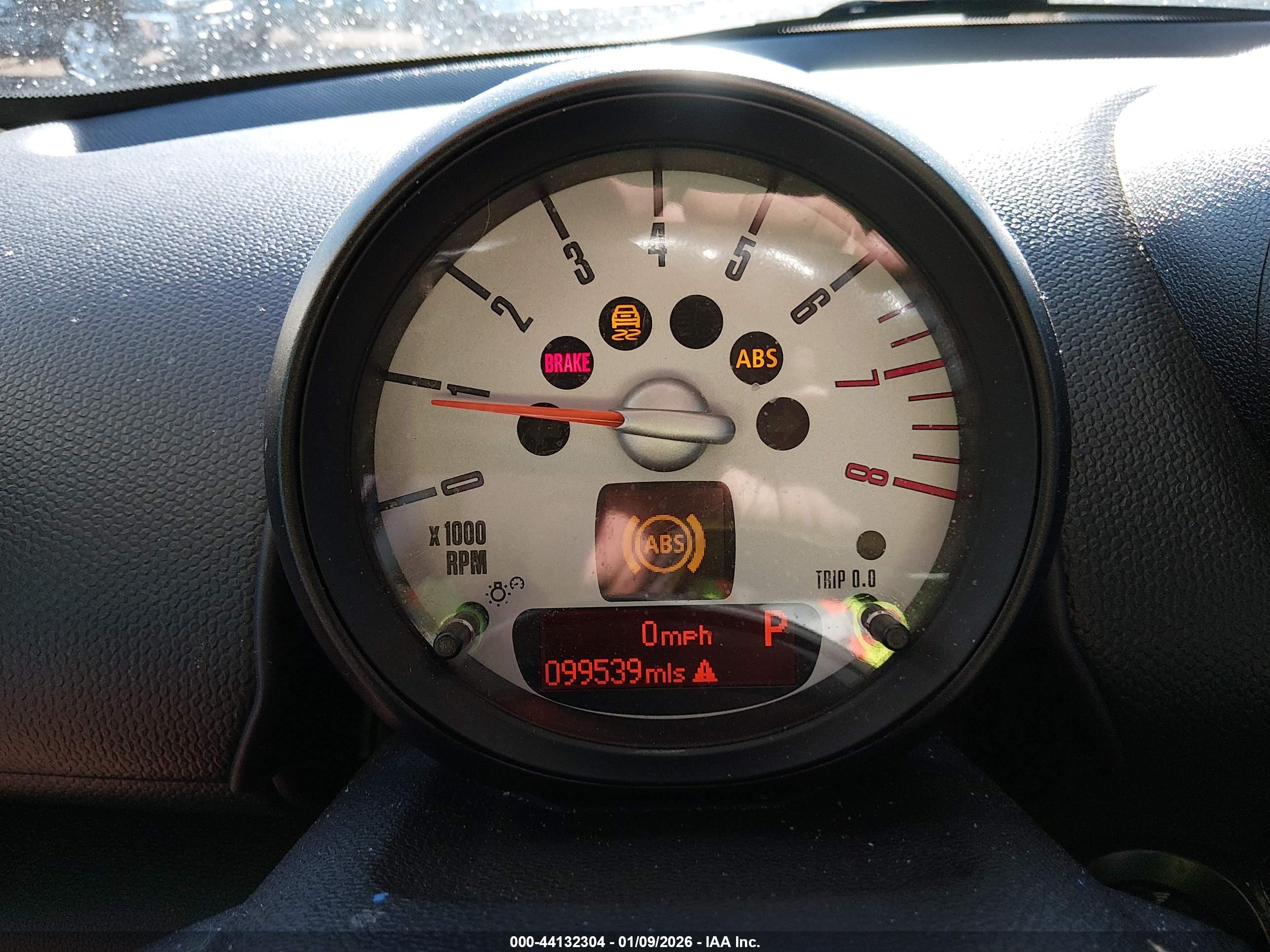 MINI COUNTRYMAN image 7