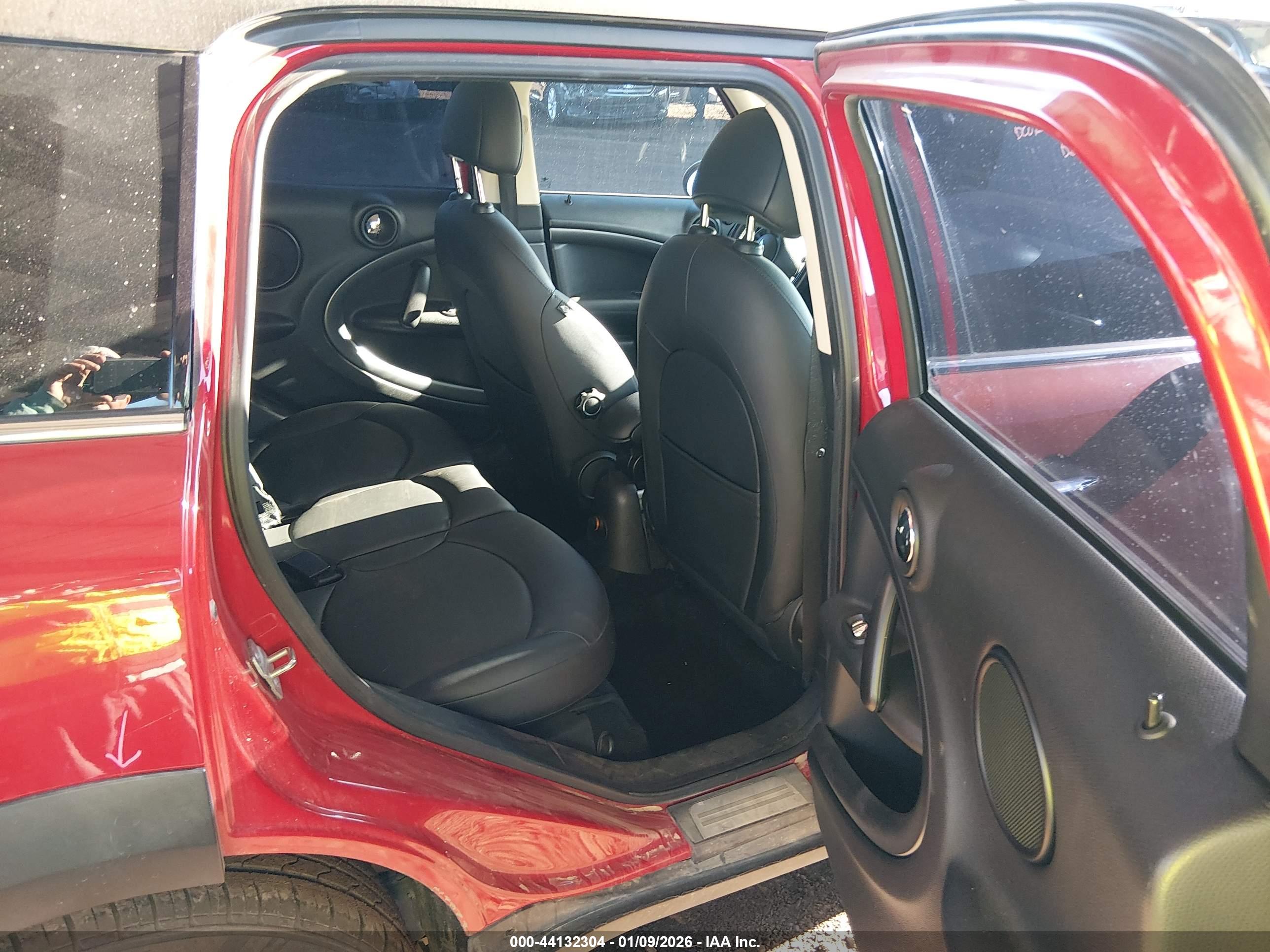 MINI COUNTRYMAN image 8