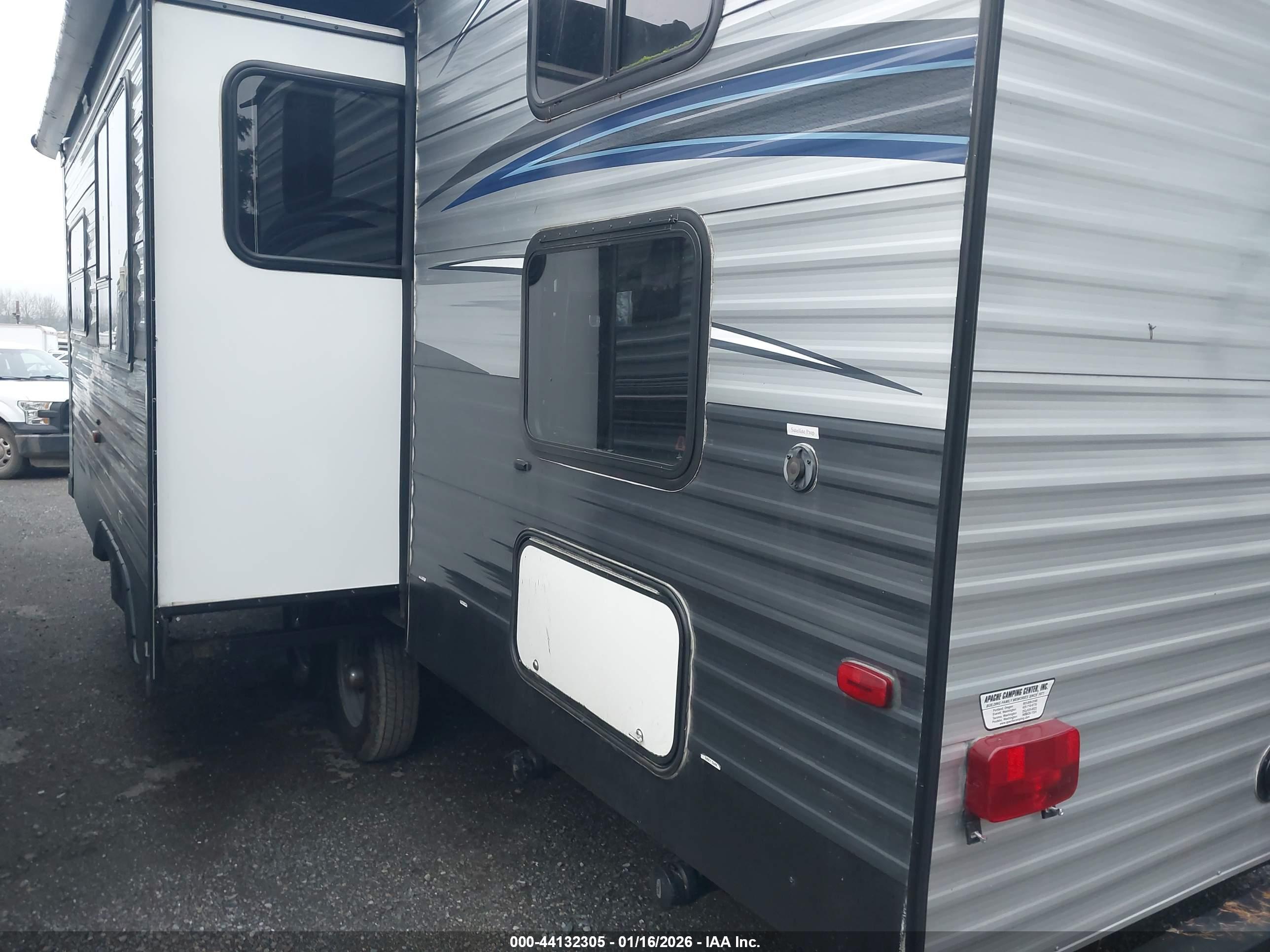 KEYSTONE RV image 3