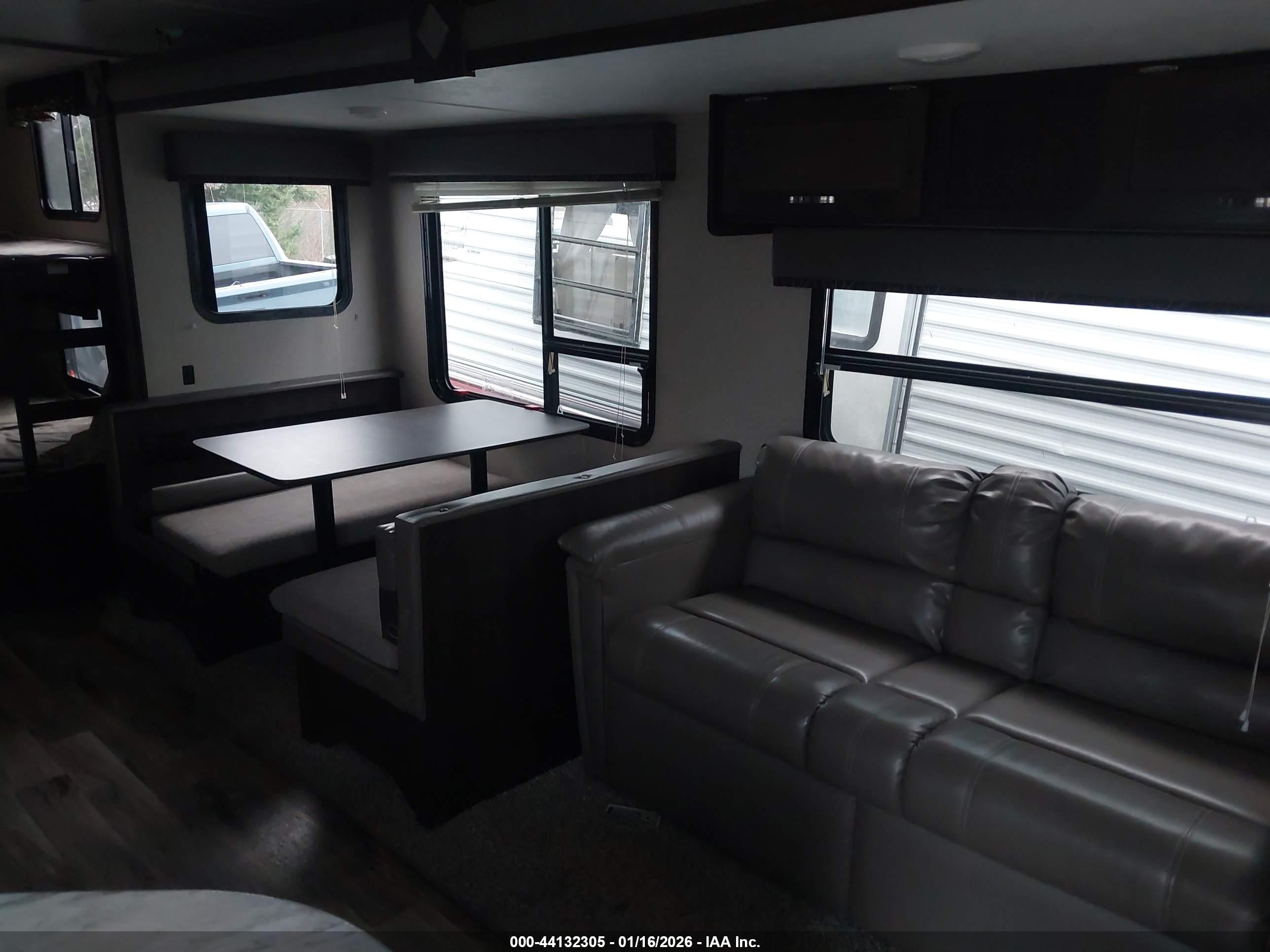 KEYSTONE RV image 8