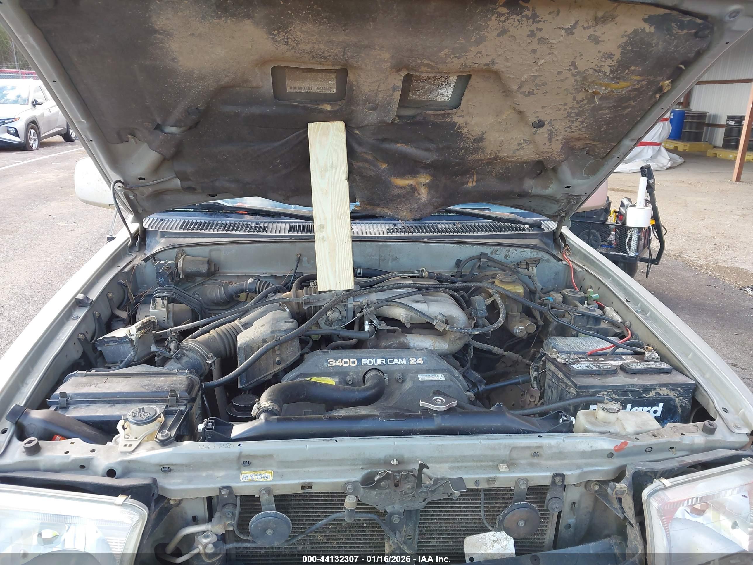 TOYOTA 4RUNNER image 10