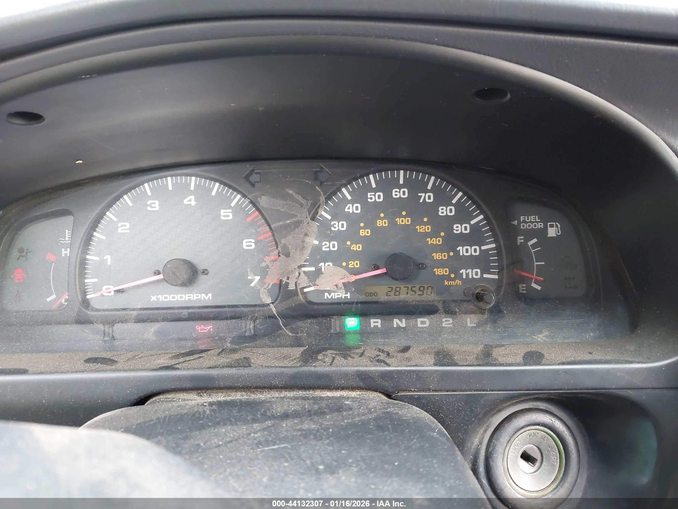 TOYOTA 4RUNNER image 7