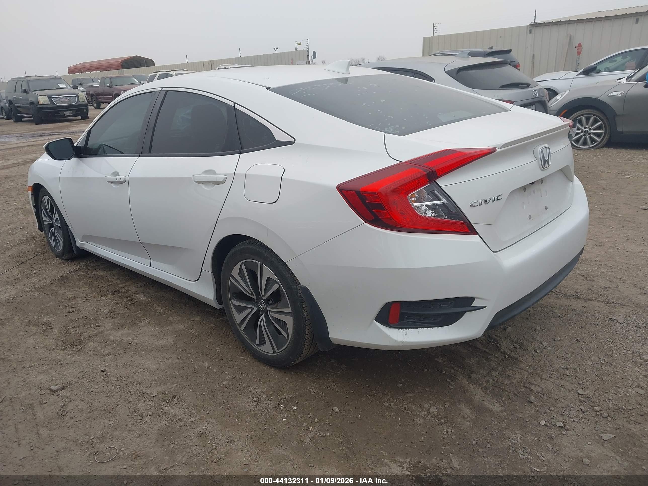 HONDA CIVIC image 3