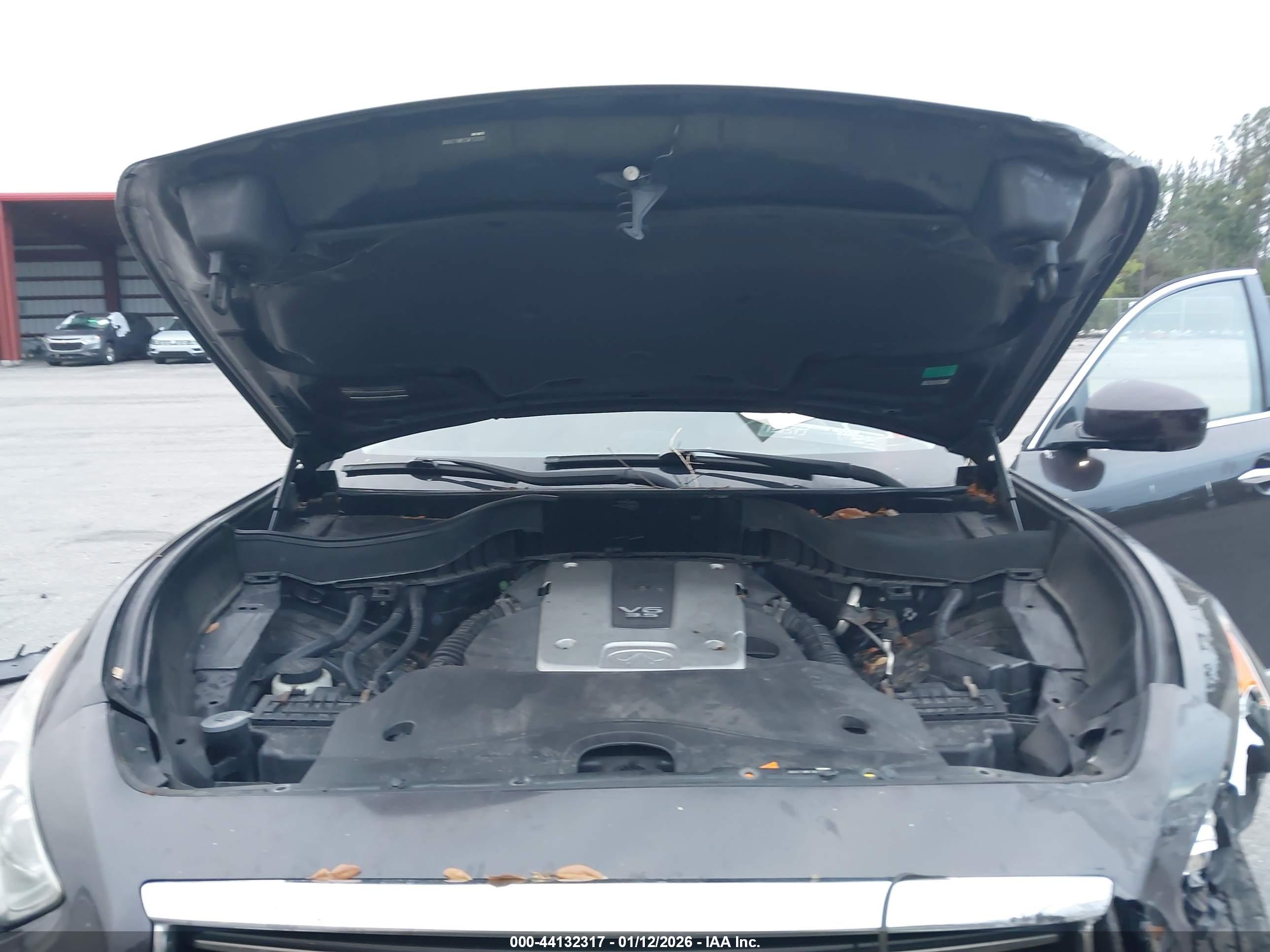 INFINITI FX35 image 10