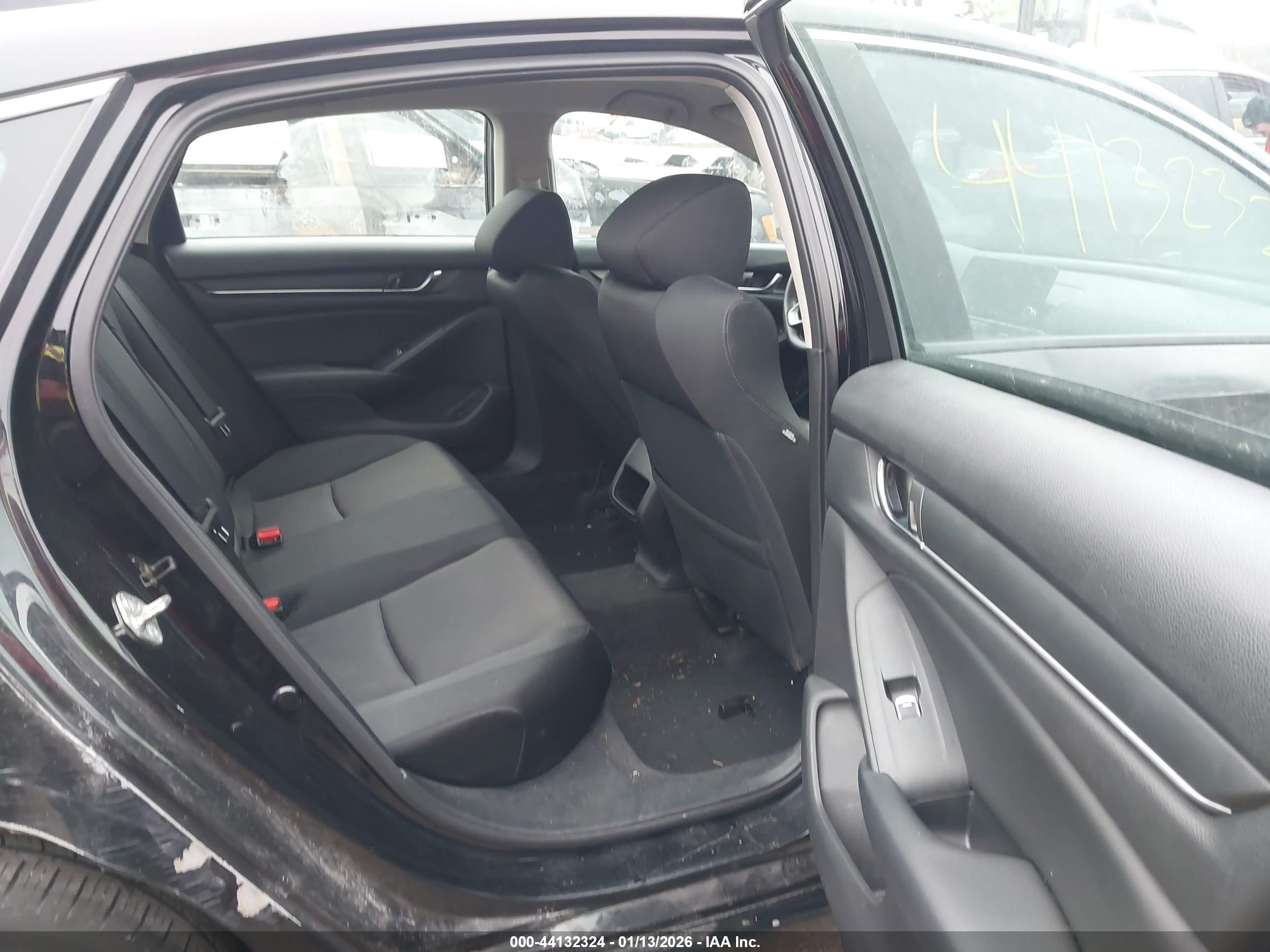 HONDA ACCORD image 8