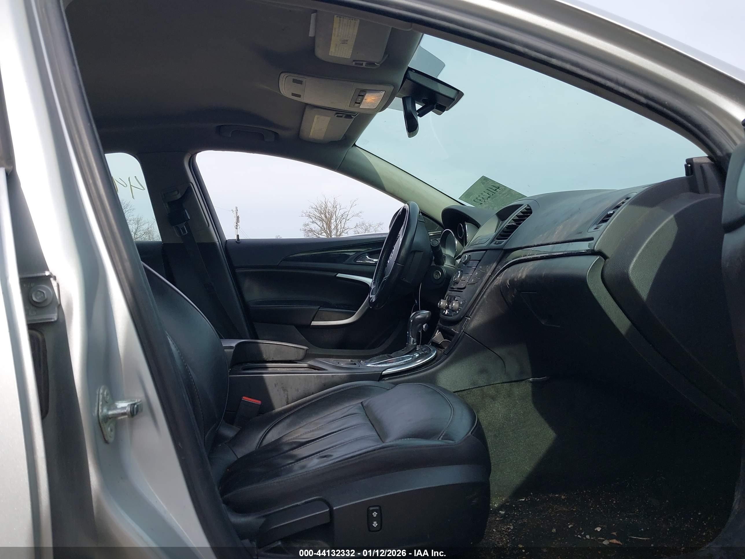 BUICK REGAL image 5