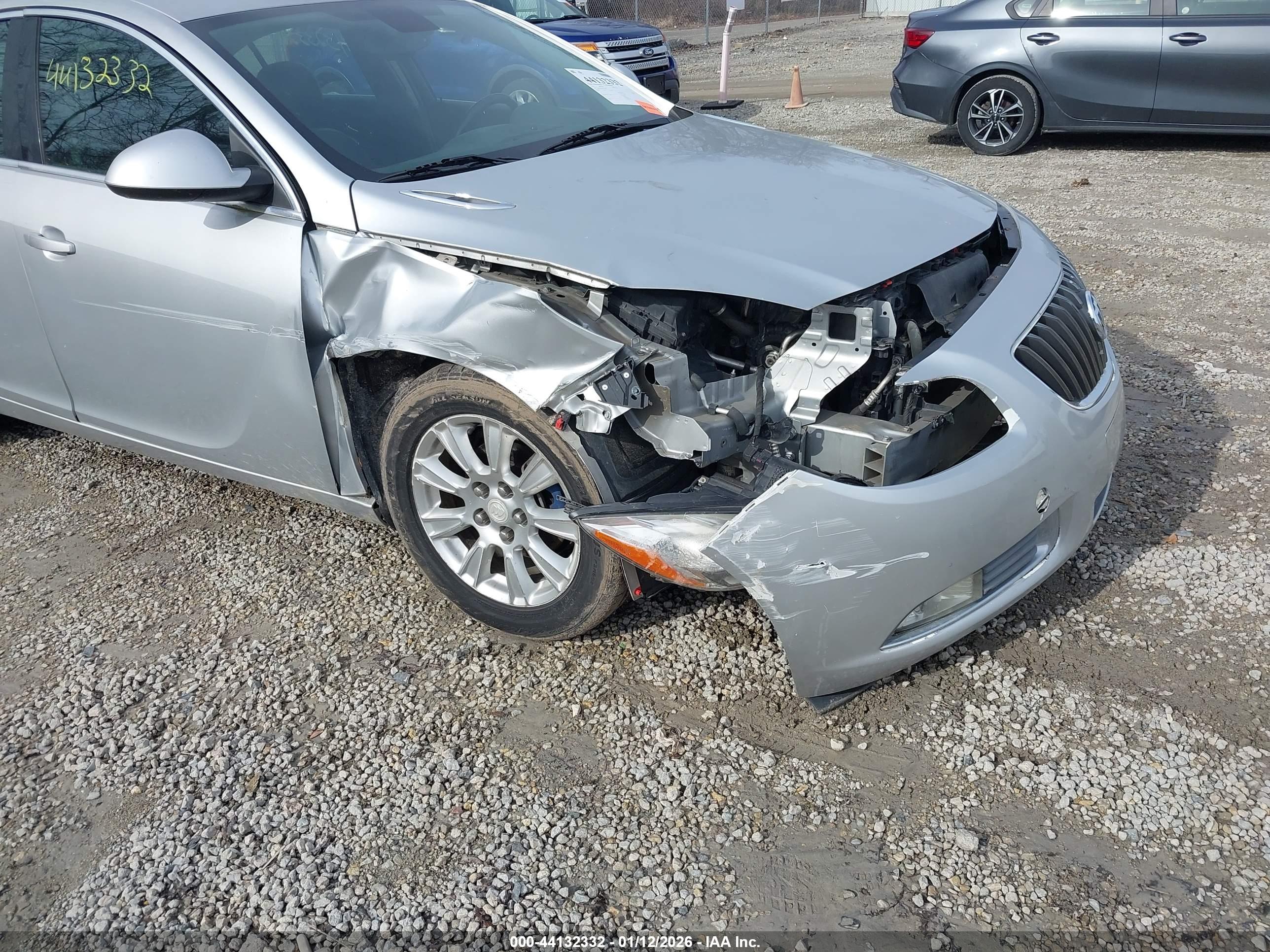 BUICK REGAL image 6