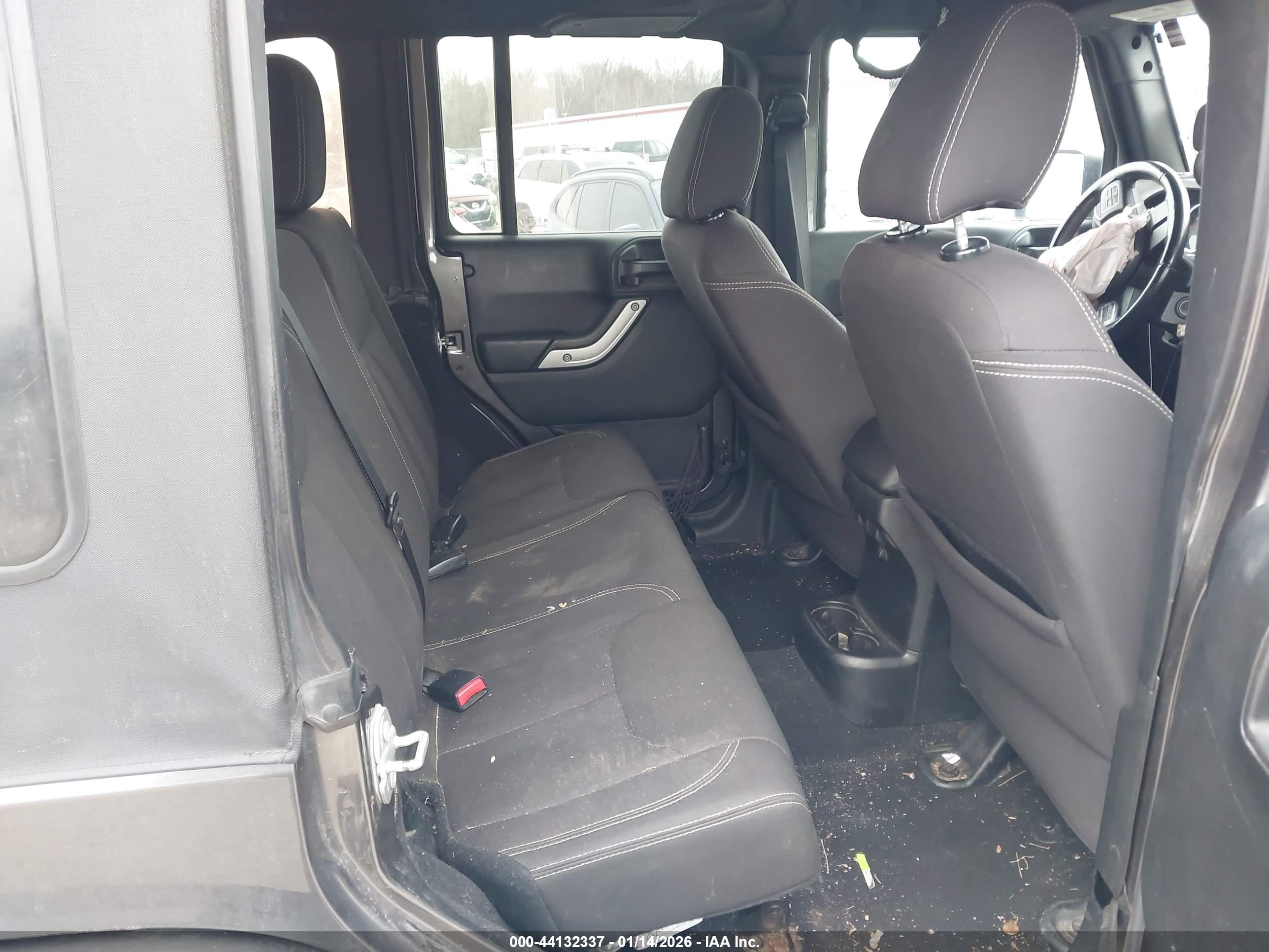 JEEP WRANGLER image 8