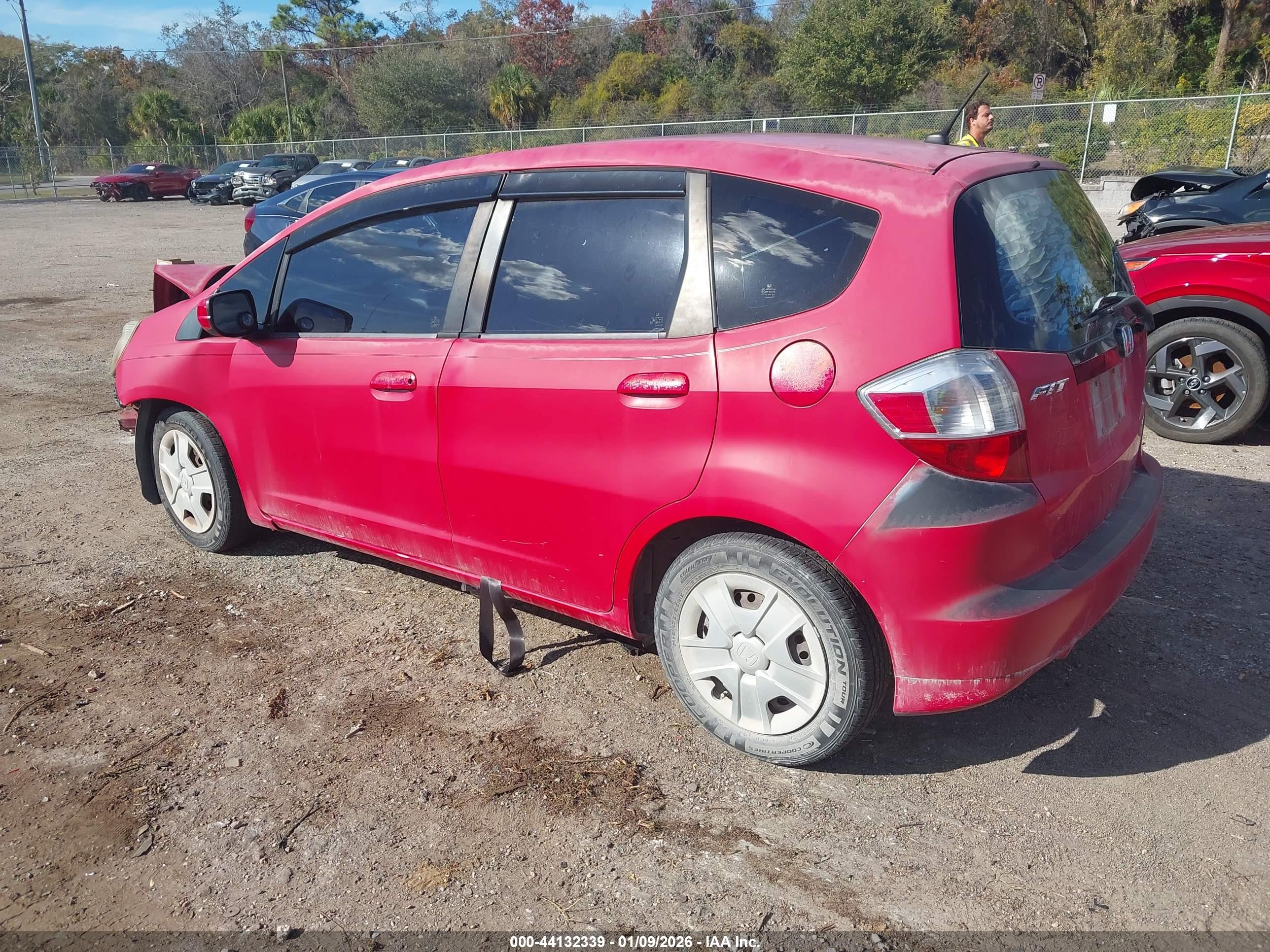 HONDA FIT image 3