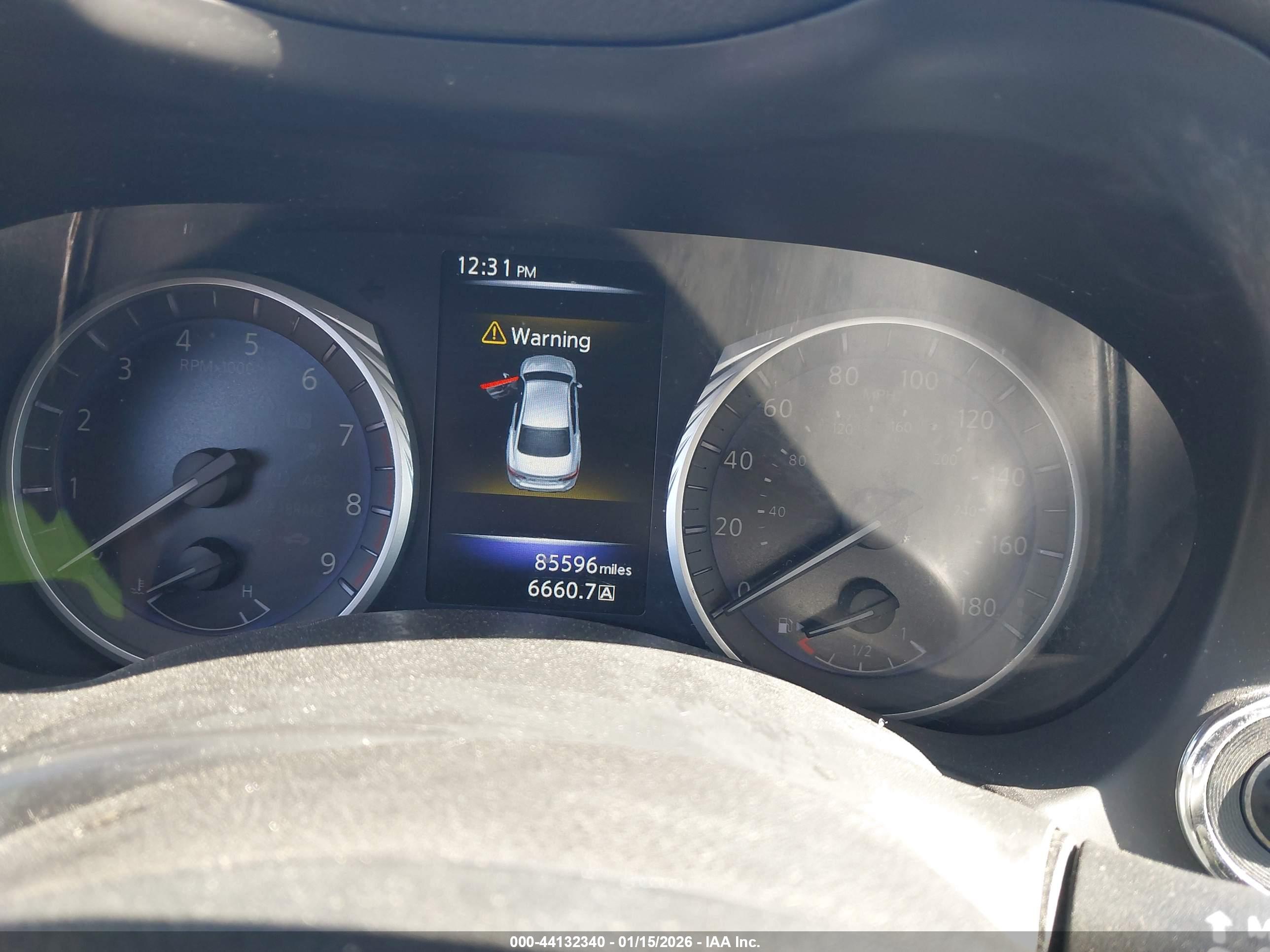 INFINITI Q50 image 7