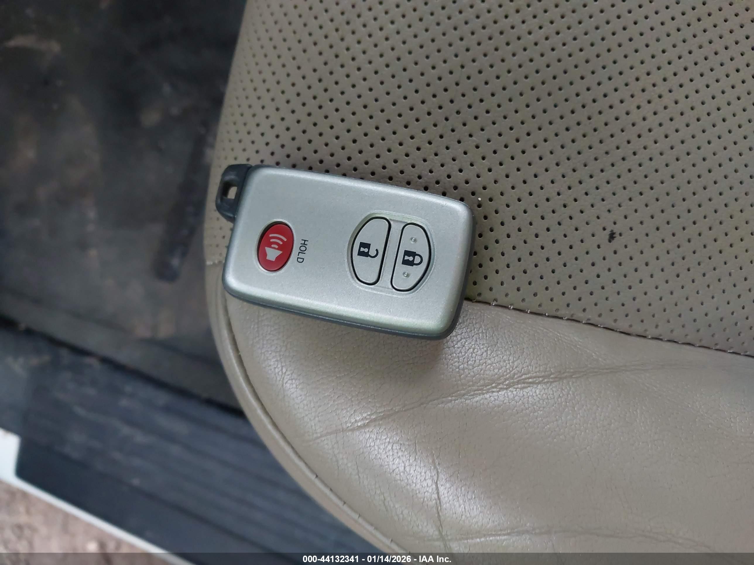 TOYOTA 4RUNNER image 11