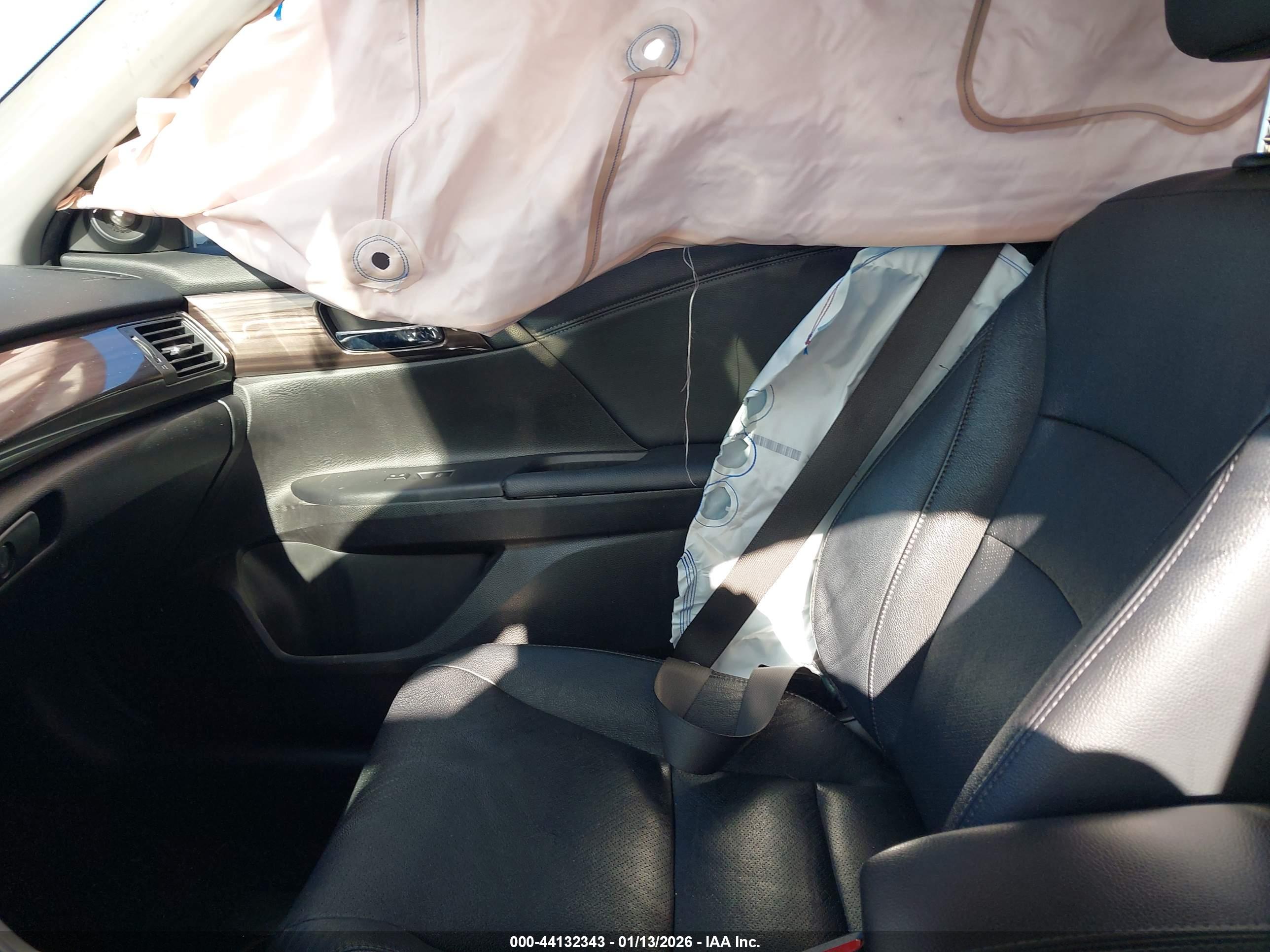 HONDA ACCORD image 5