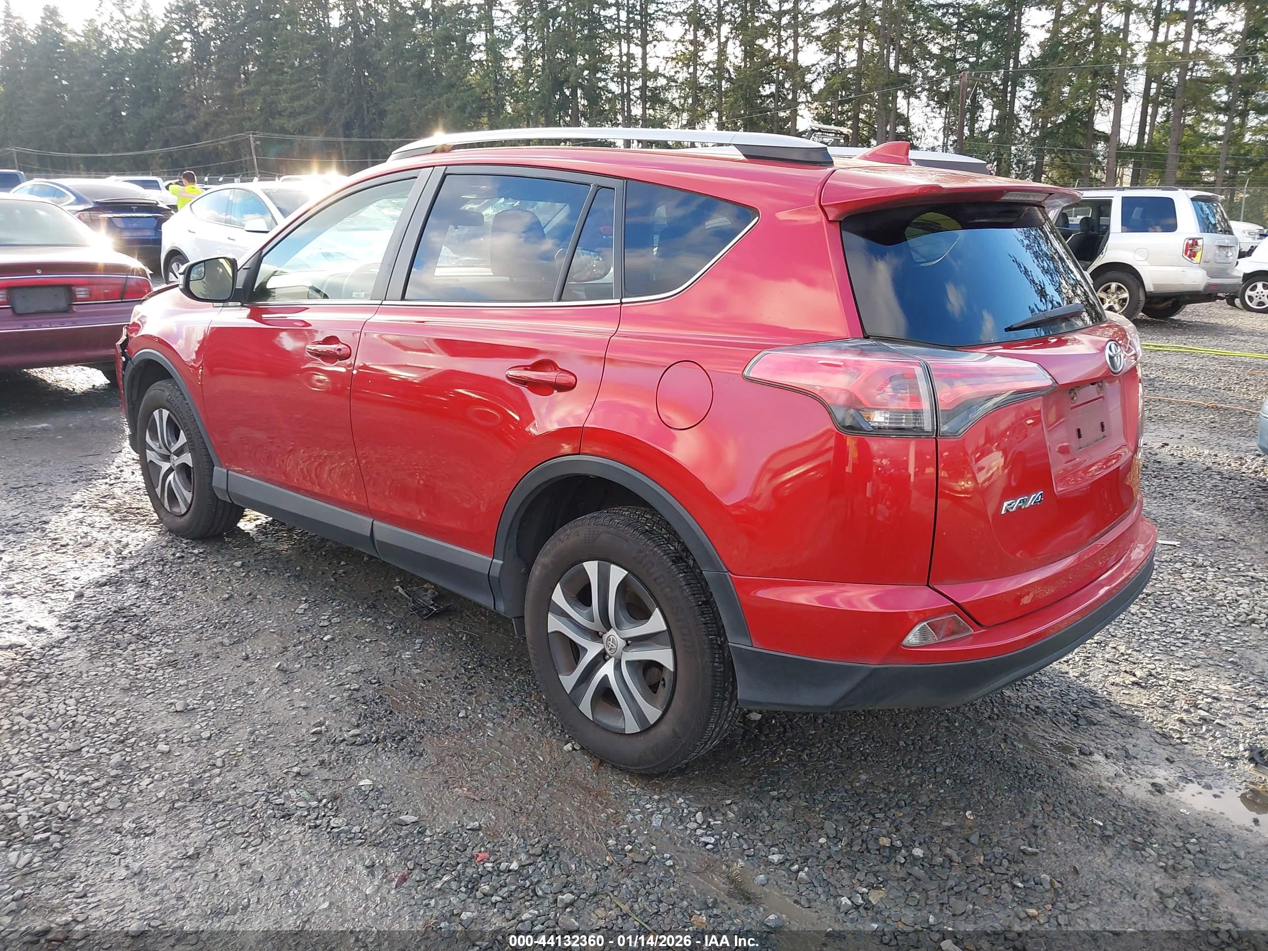 TOYOTA RAV4 image 3