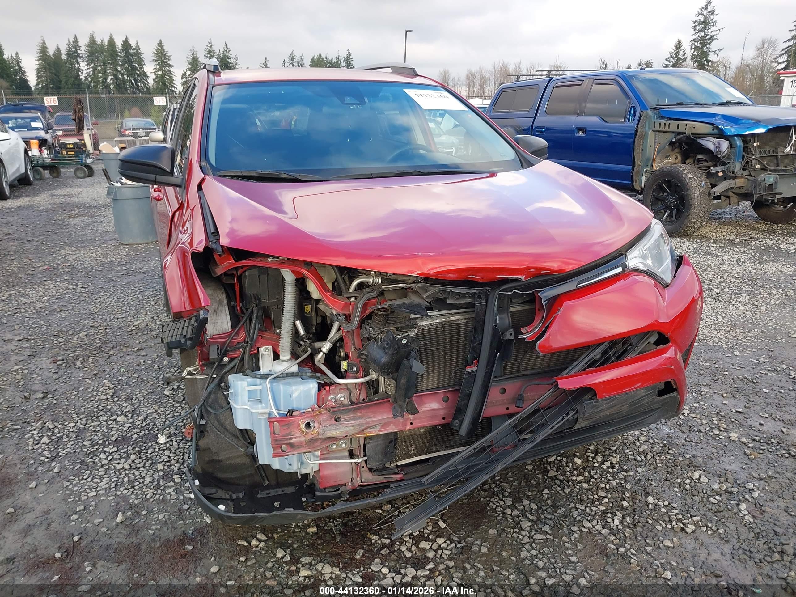 TOYOTA RAV4 image 6