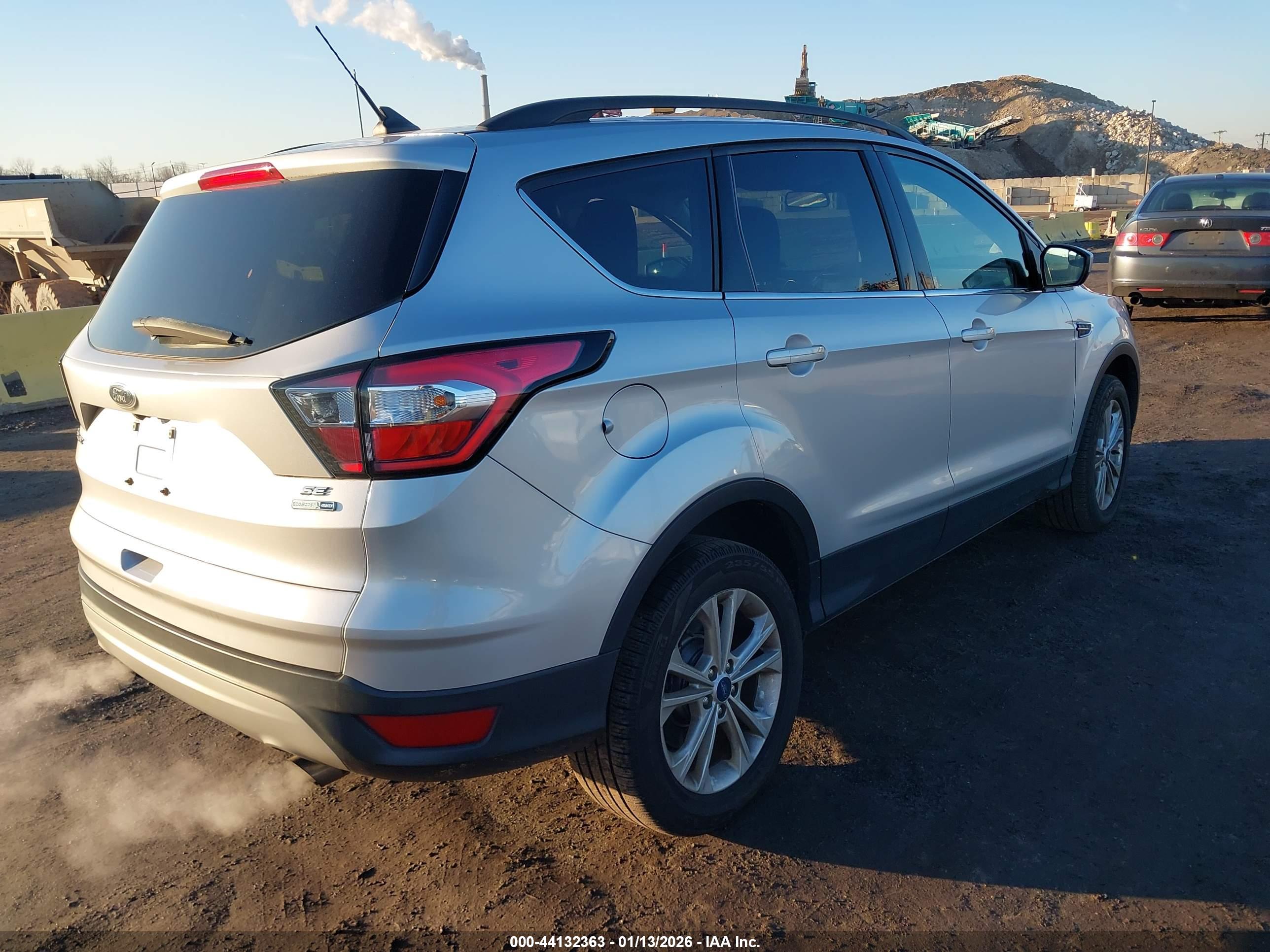 FORD ESCAPE image 4
