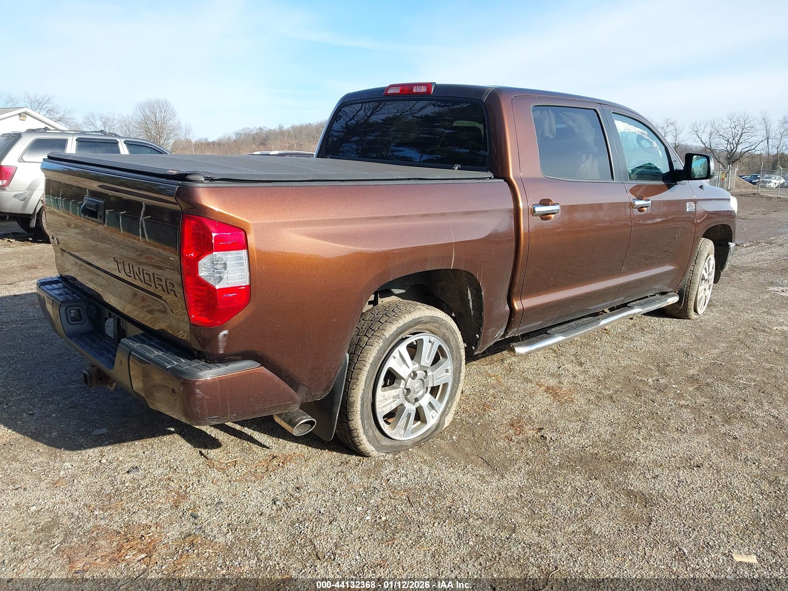 TOYOTA TUNDRA image 4