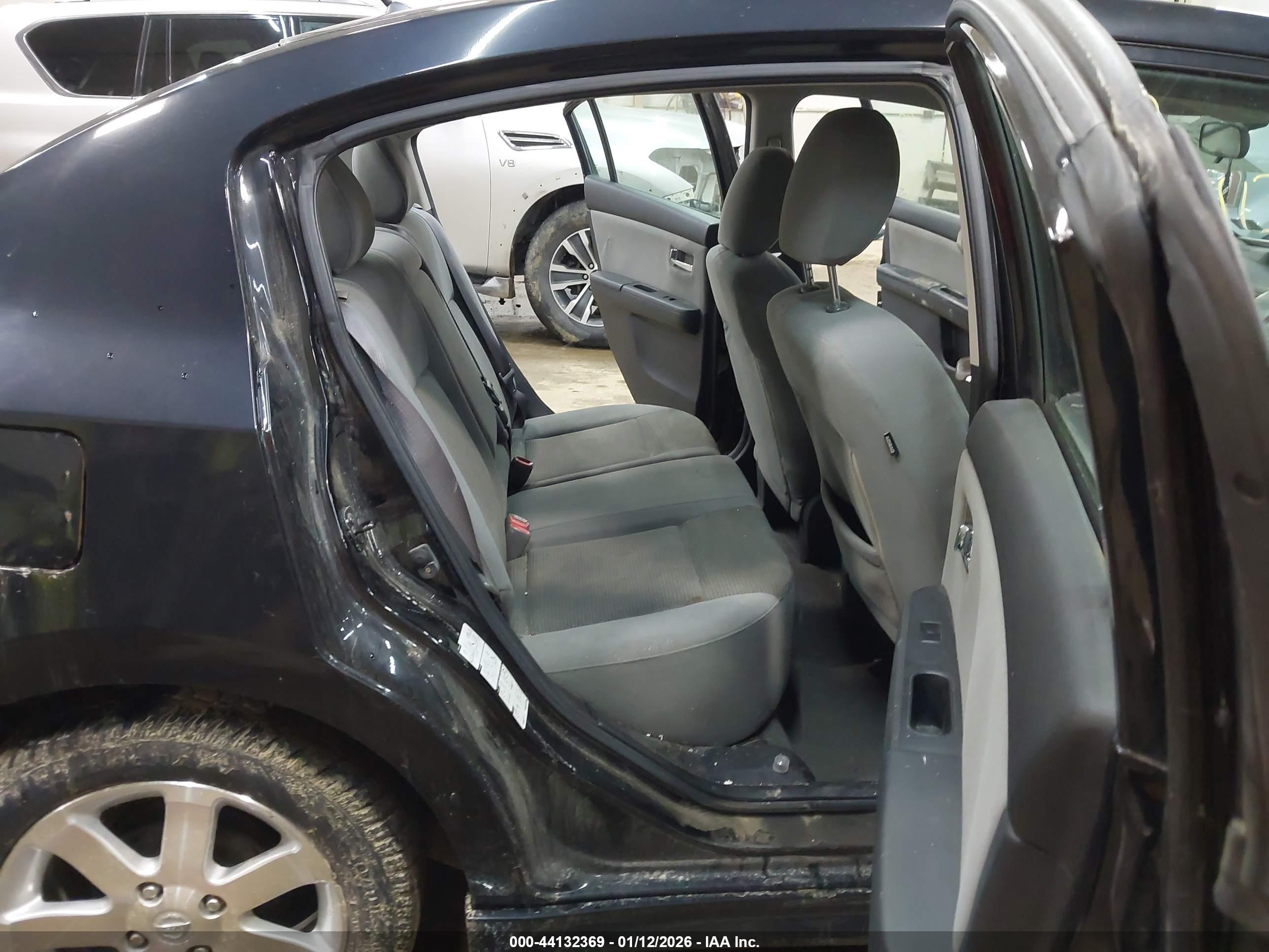 NISSAN SENTRA image 8
